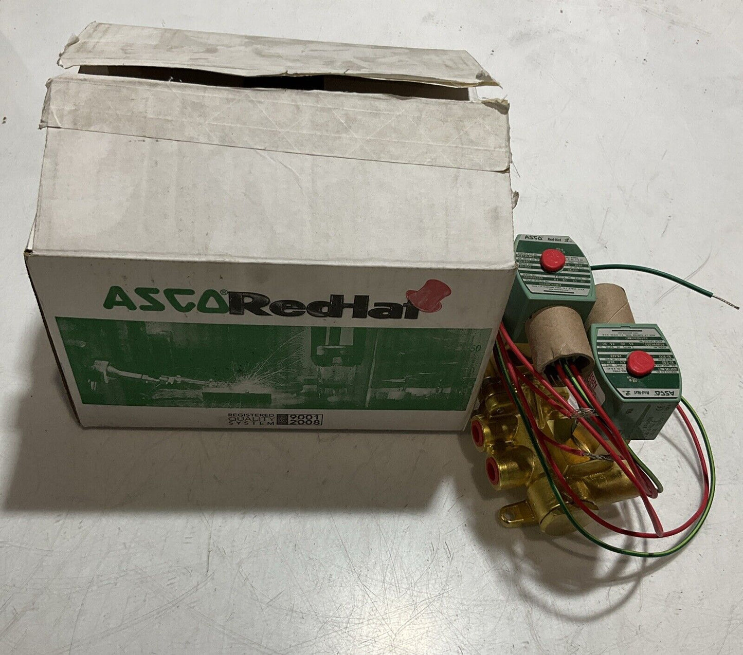 ASCO RED HAT  8344G044MO  DUAL SOLENOID VALVE 125PSI 60 WATTS  373