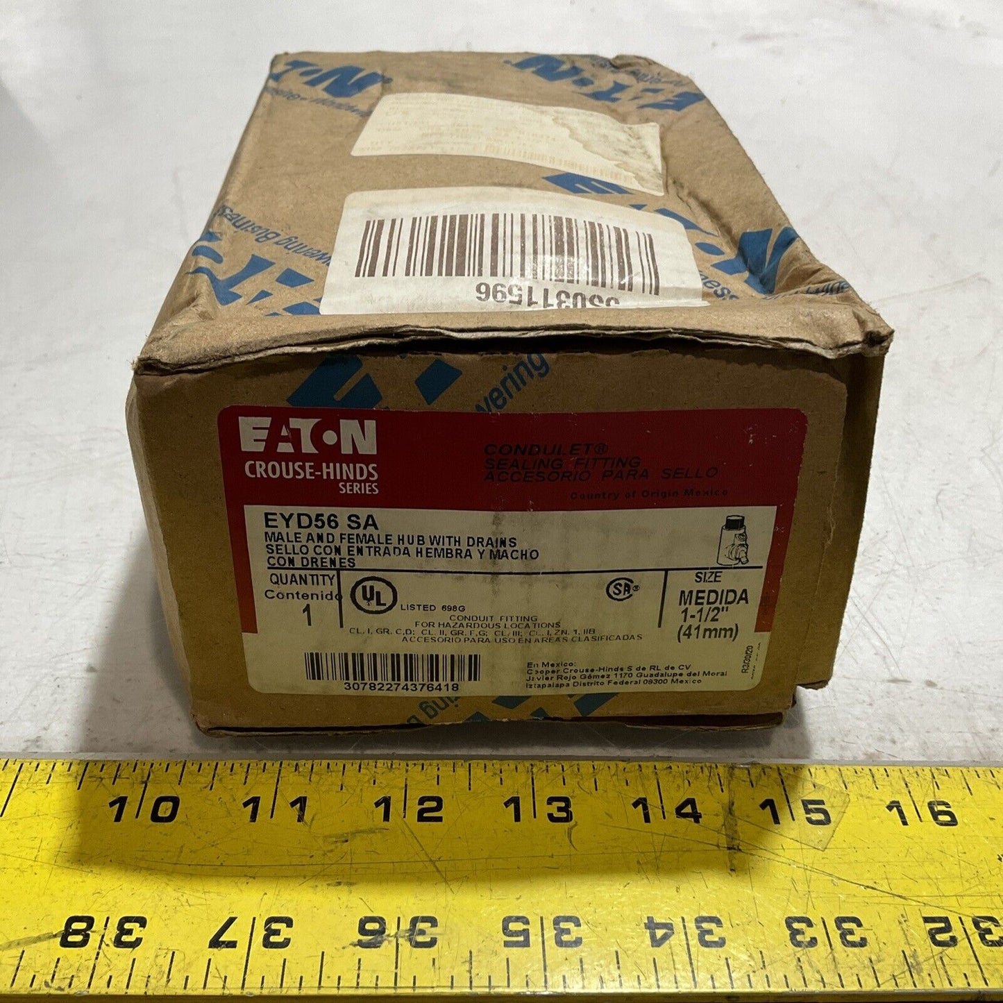 EATON CROUSE-HINDS EYD56 SA MAKE & FEMALE HUB WITH DRAINS MEDIUM 1 1/2” 41MM 678