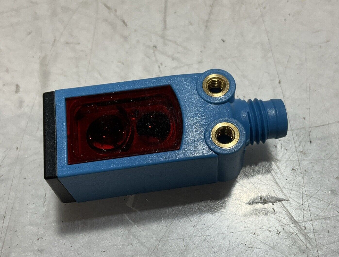 SICK  WTB4-3 P2262S41 PHOTOELECTRIC SENSOR  PROXIMITY SWITCH 30V  U3S
