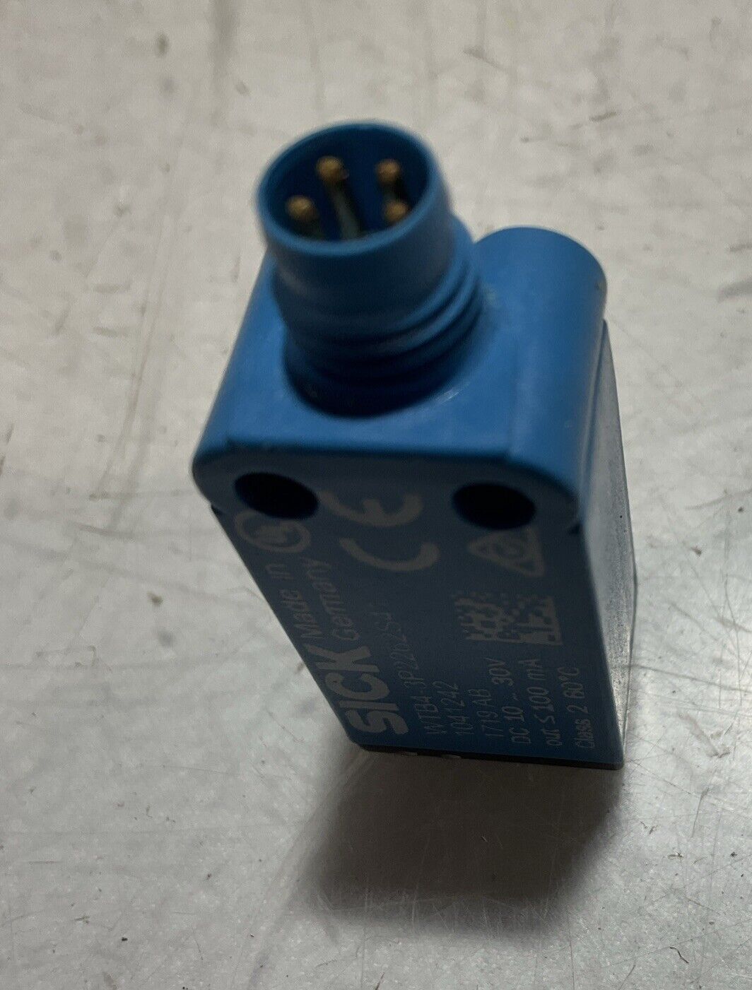 SICK  WTB4-3 P2262S41 PHOTOELECTRIC SENSOR  PROXIMITY SWITCH 30V  U3S