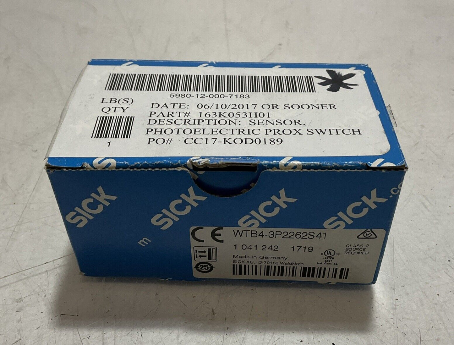SICK  WTB4-3 P2262S41 PHOTOELECTRIC SENSOR  PROXIMITY SWITCH 30V  U3S