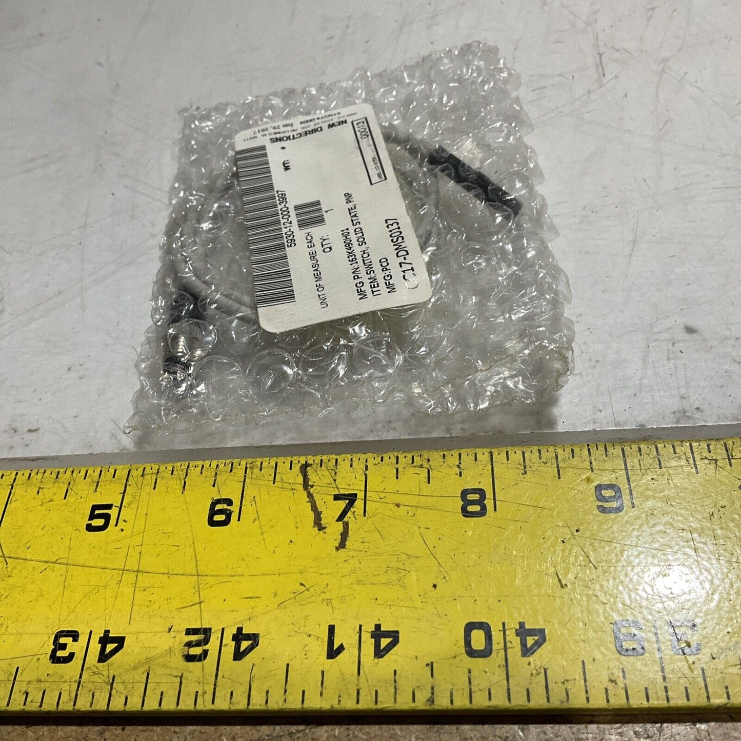 SMC  D-Y7PWSAPC  SOLID STATE SWITCH SENSOR PCD DC24V LOT OF 4 U3S