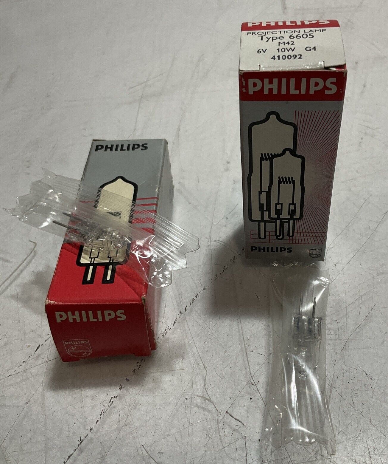 PHILIPS  6605  PROJECTION LAMP  M42 6V 10W G4 LOT OF 2 U3S