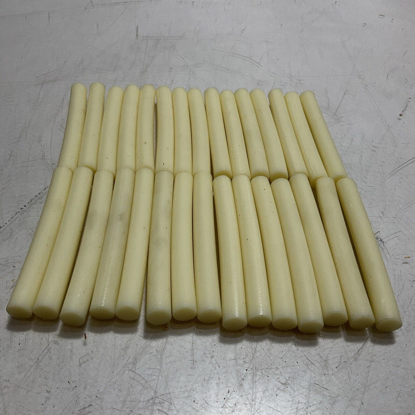 THERMOGRIP  MODEL 207  ALL-PURPOSE  HOT MELT  ADHESIVE  QTY 30 U3S