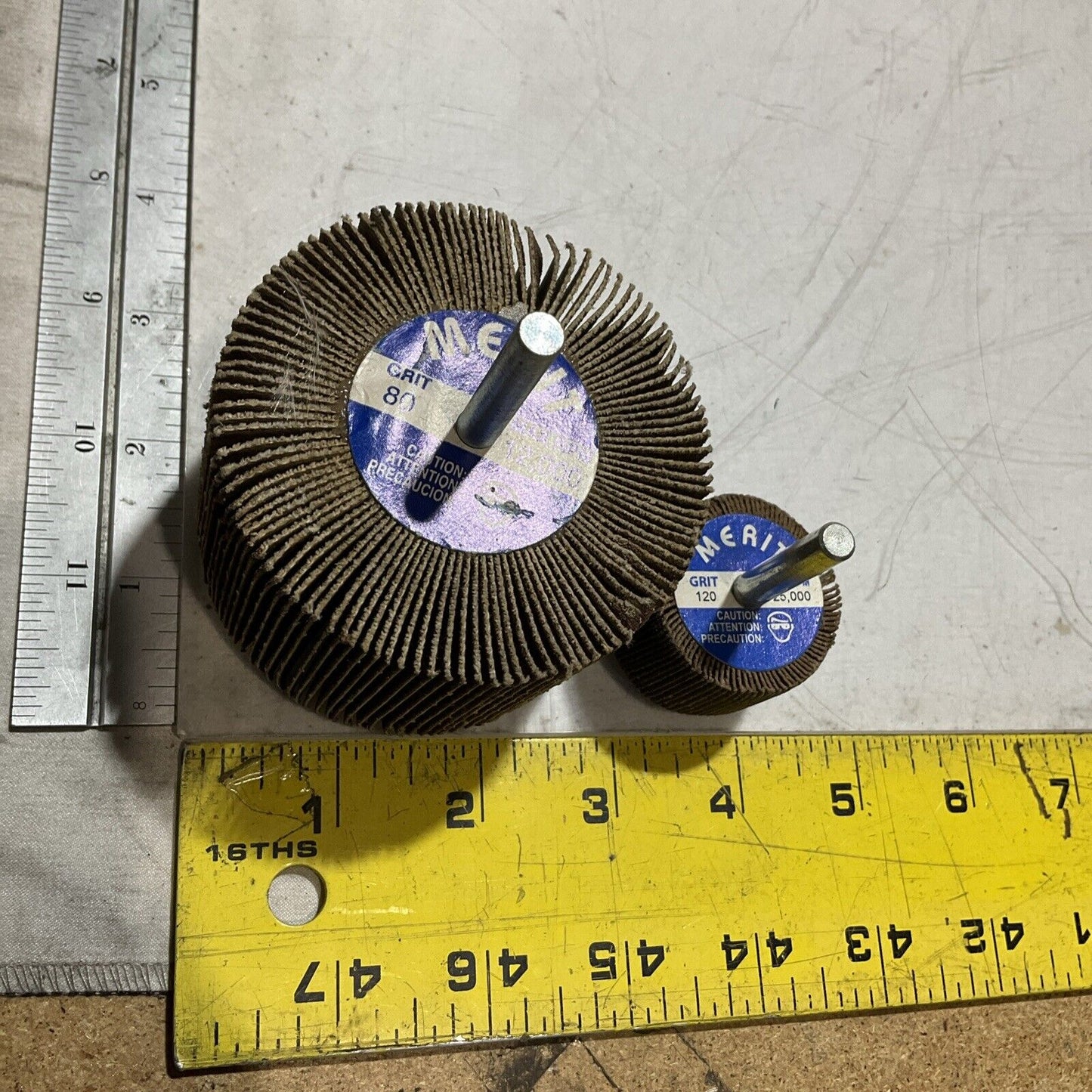 MERIT  12,80,60 GRIP STRAIGHT-SHANK  ALUMINUM OXIDE 12,000-25,000 MAX RPM QTY 11