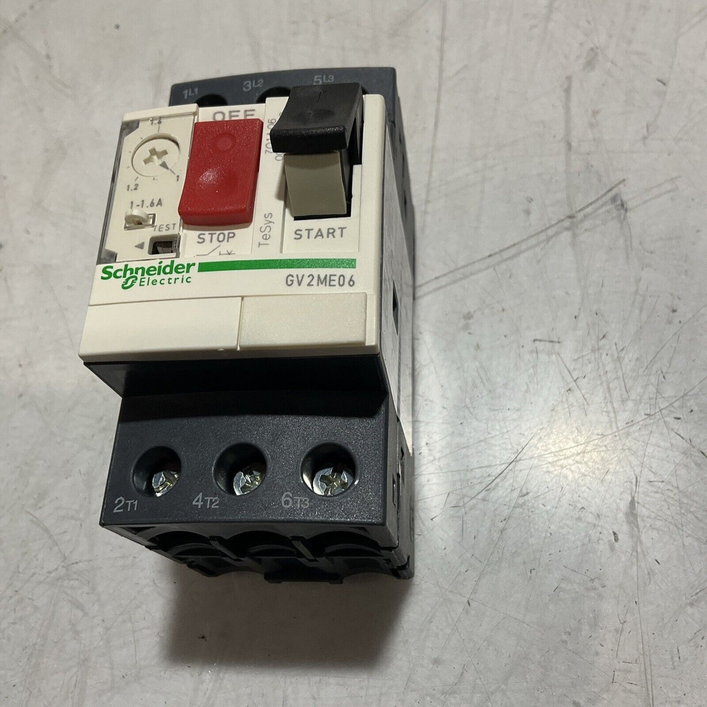 SCHEIDER ELECTRIC GV2ME06 MOTOR CIRCUIT BREAKER MNUAL STATER PROTECTOR 600AC U3S