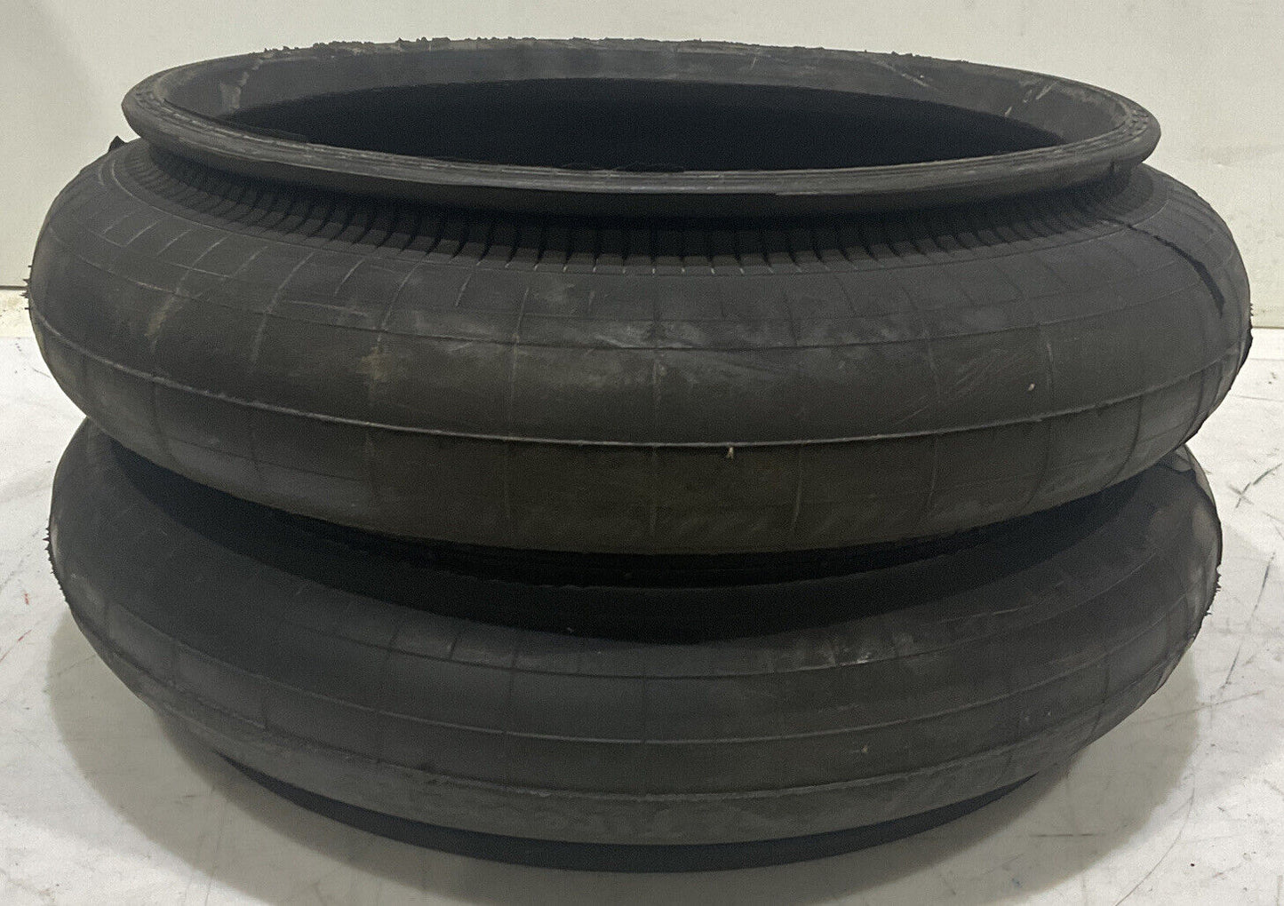 FIRESTONE INDUSTRIES W01-358-7925 RUBBER AIR SPRING 881