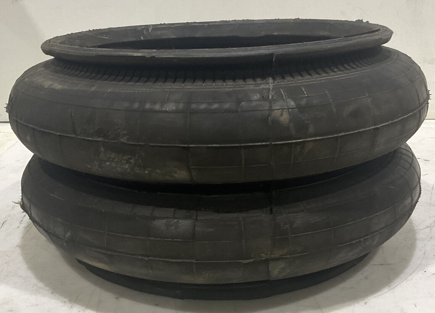 FIRESTONE INDUSTRIES W01-358-7925 RUBBER AIR SPRING 881