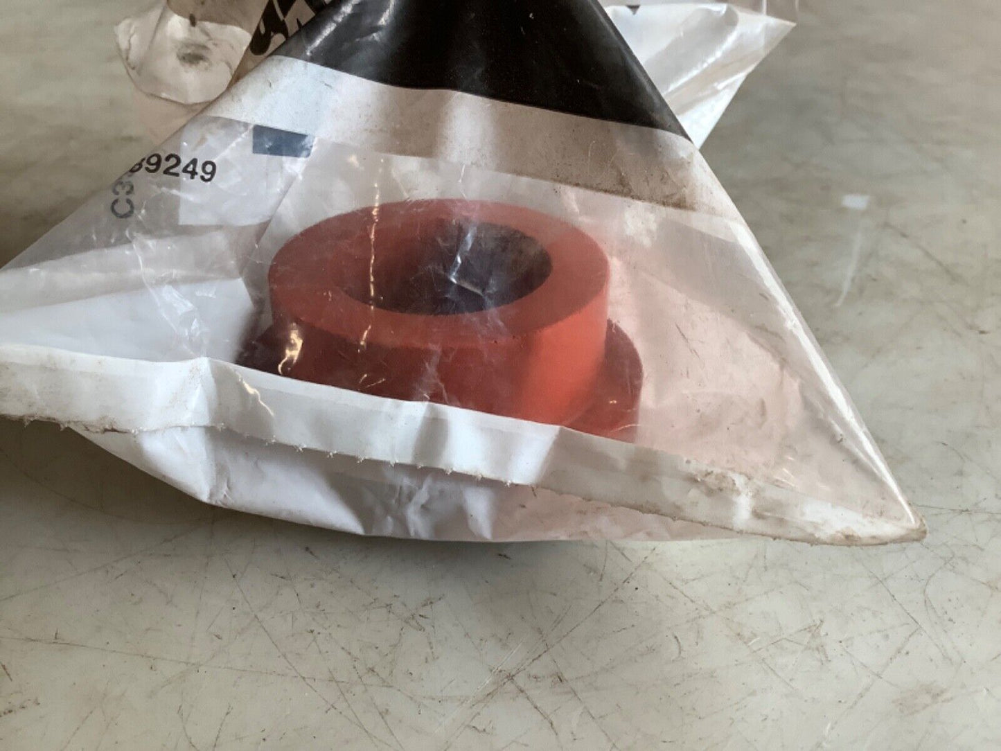 GENUINE CUMMINS PARTS 206808 GROMMET SEAL 222