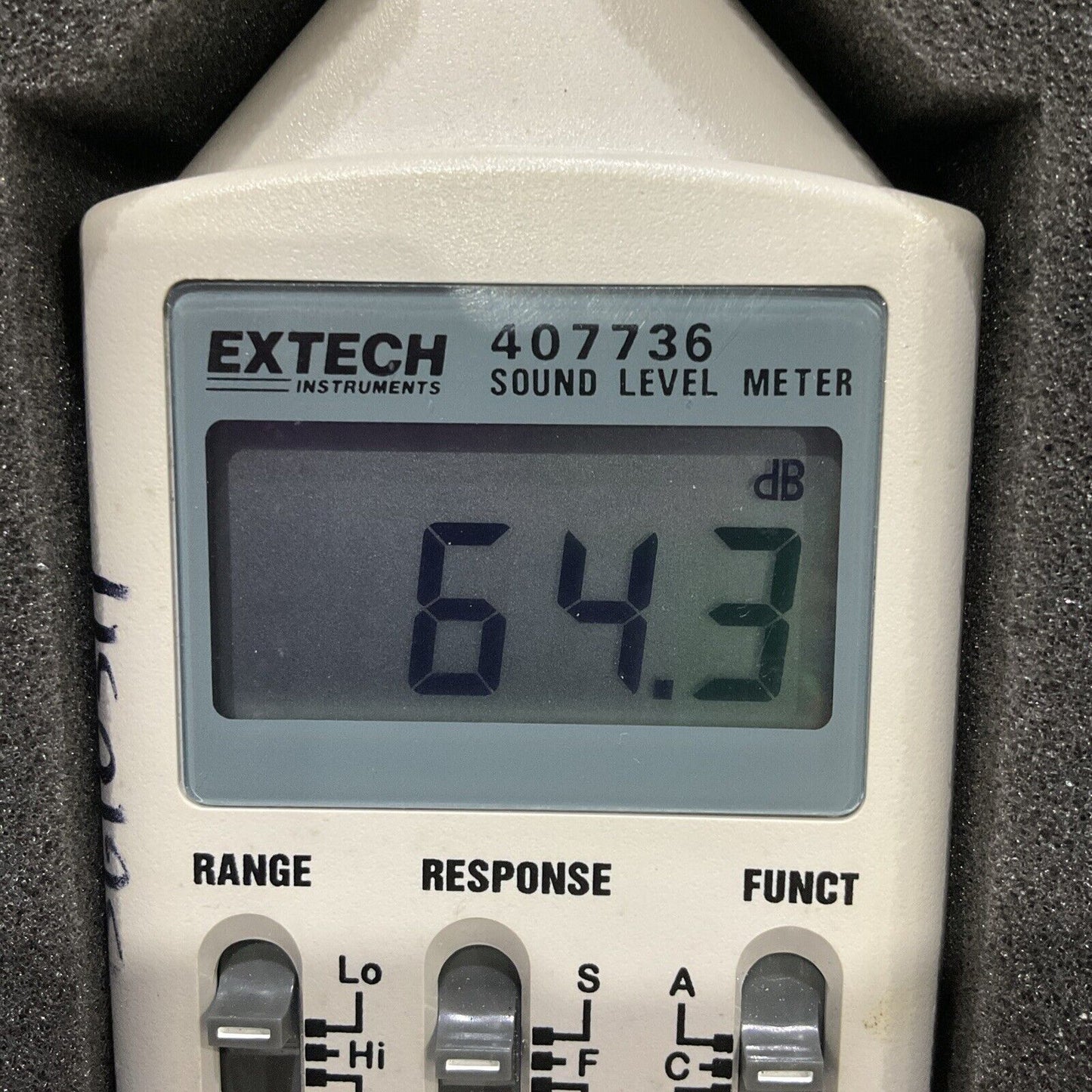 EXTECH 407736 SOUND LEVEL METER 006P 9V 001005901 P7P