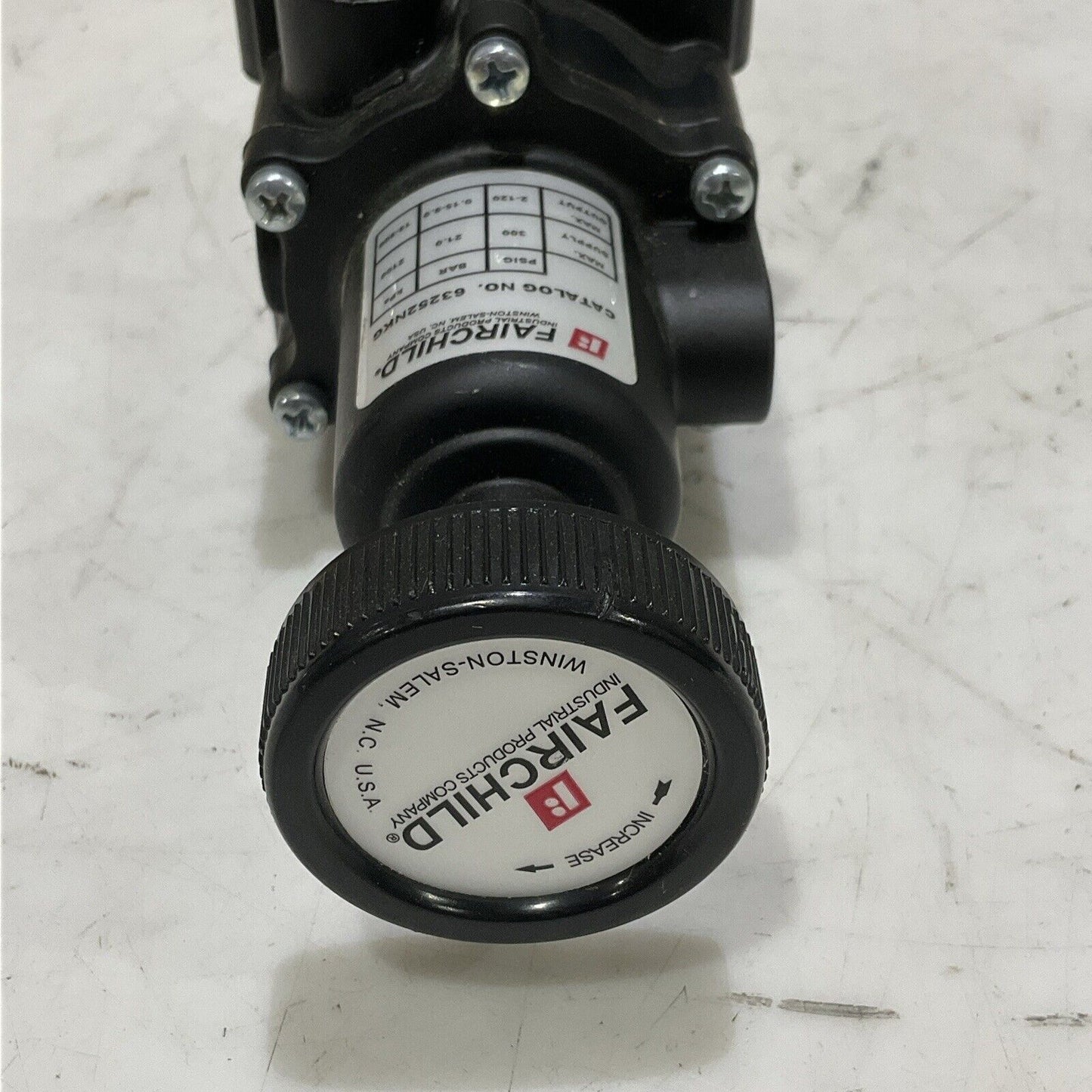 FAIRCHILD 63252NKG PNEUMATIC FILTER REGULATOR  63 300 PSIG 21 BAR 2100 KPA P7P