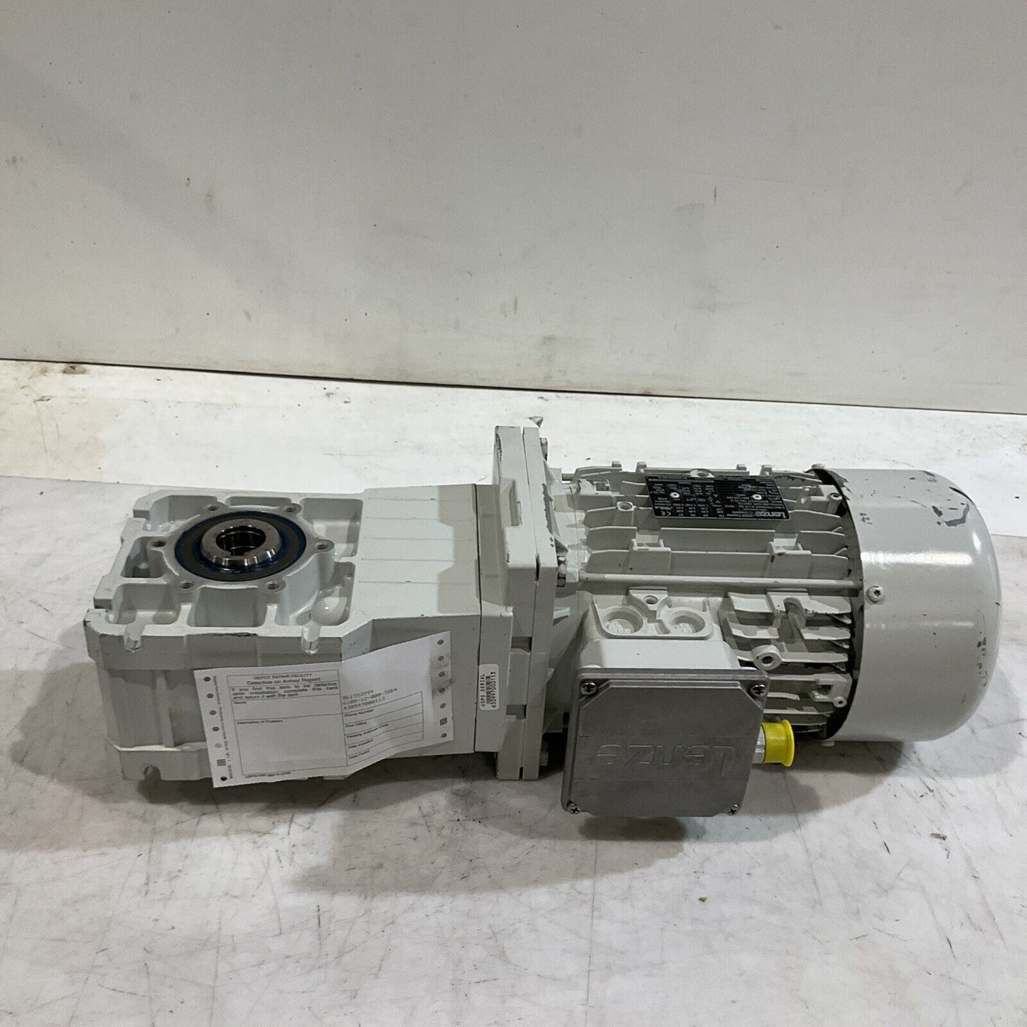 LENZE  MDEMXX100-12U GKR05-2MHAR 100C12   87HZ  GEAR MOTOR U3S