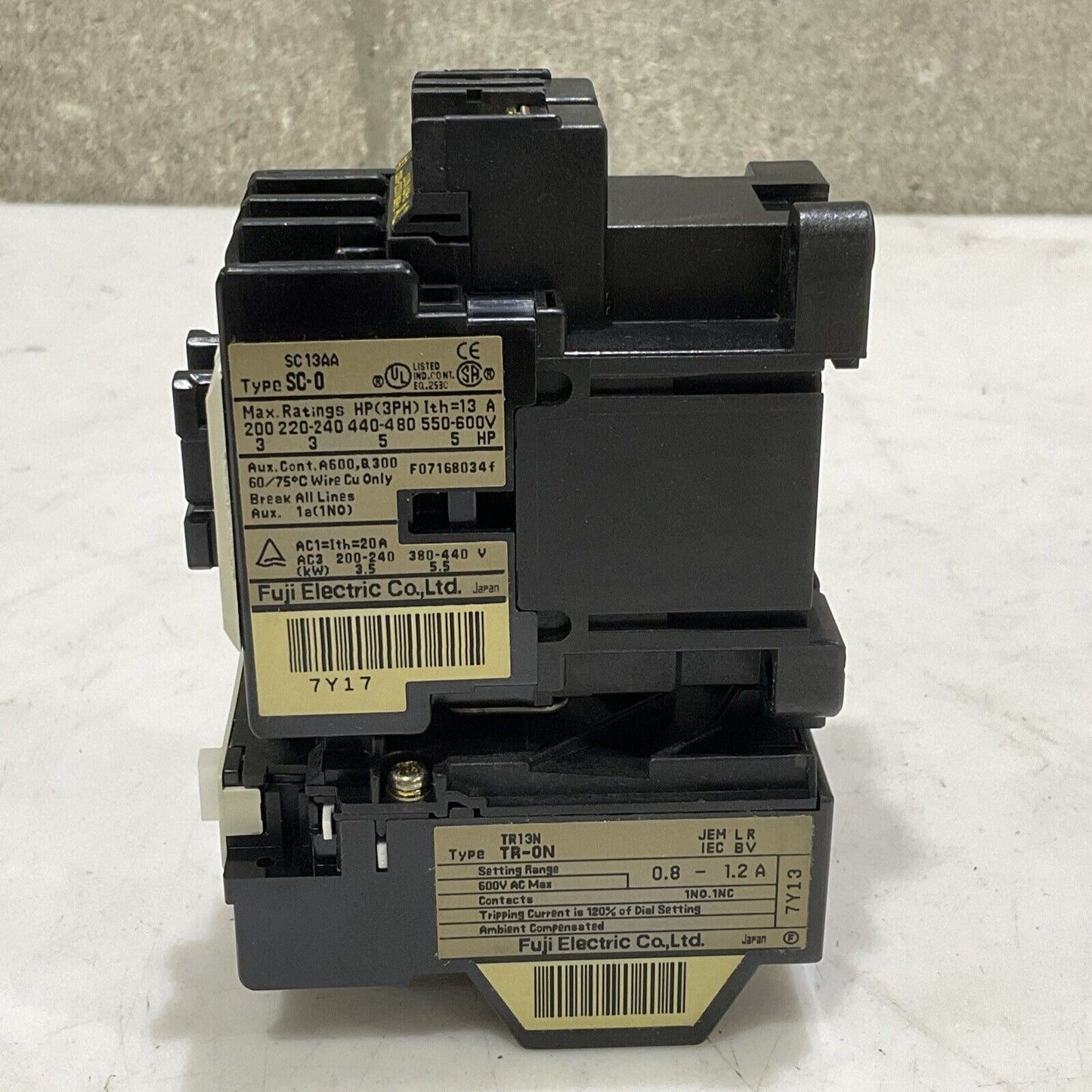 FUJI SC-0 TR-ON SC13AA TRI3N MAGNETIC SWITCH 600V 5HP P7P