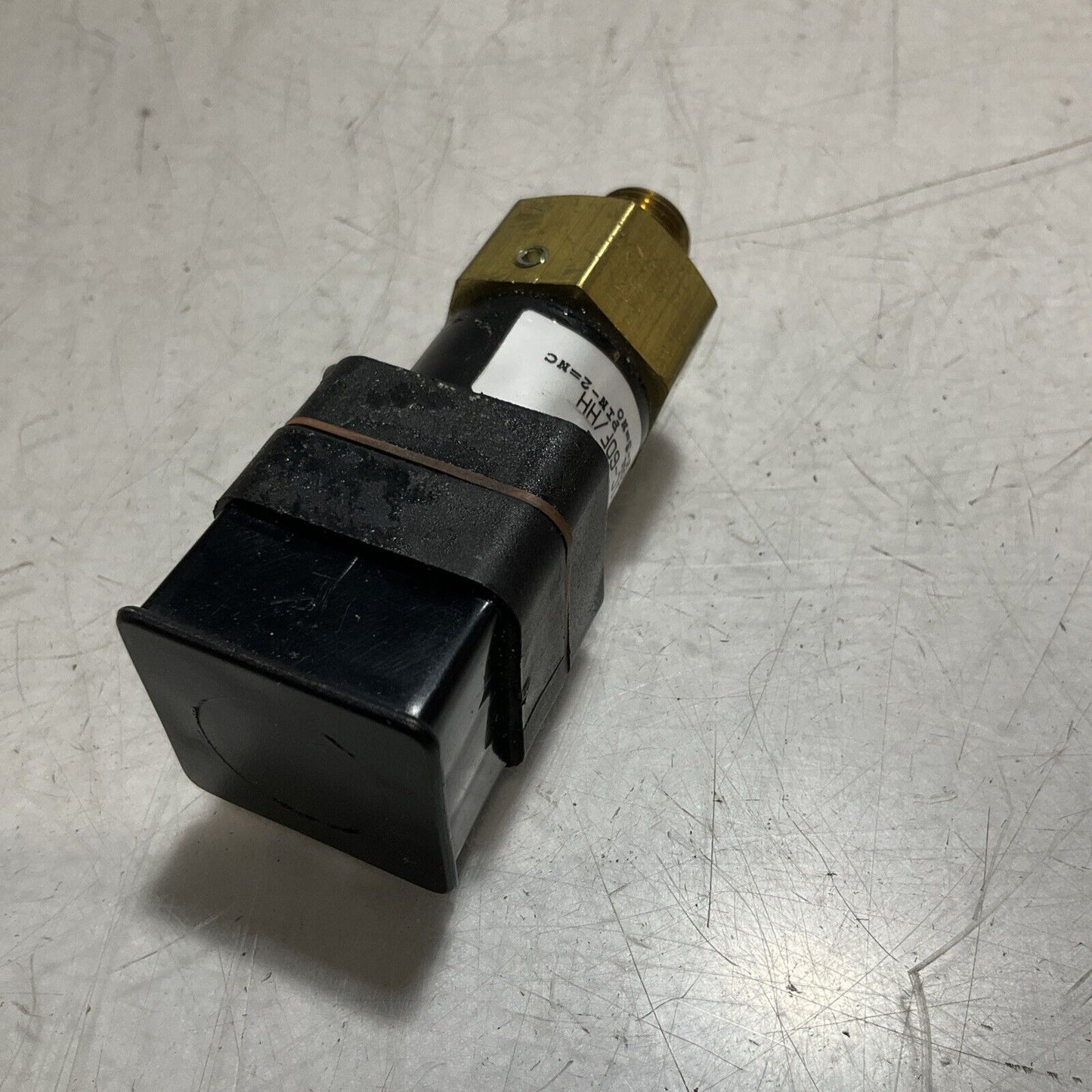 NASON MM-1C-60F/HH LOW PRESSURE SWITCH LOT OF 2 U3S