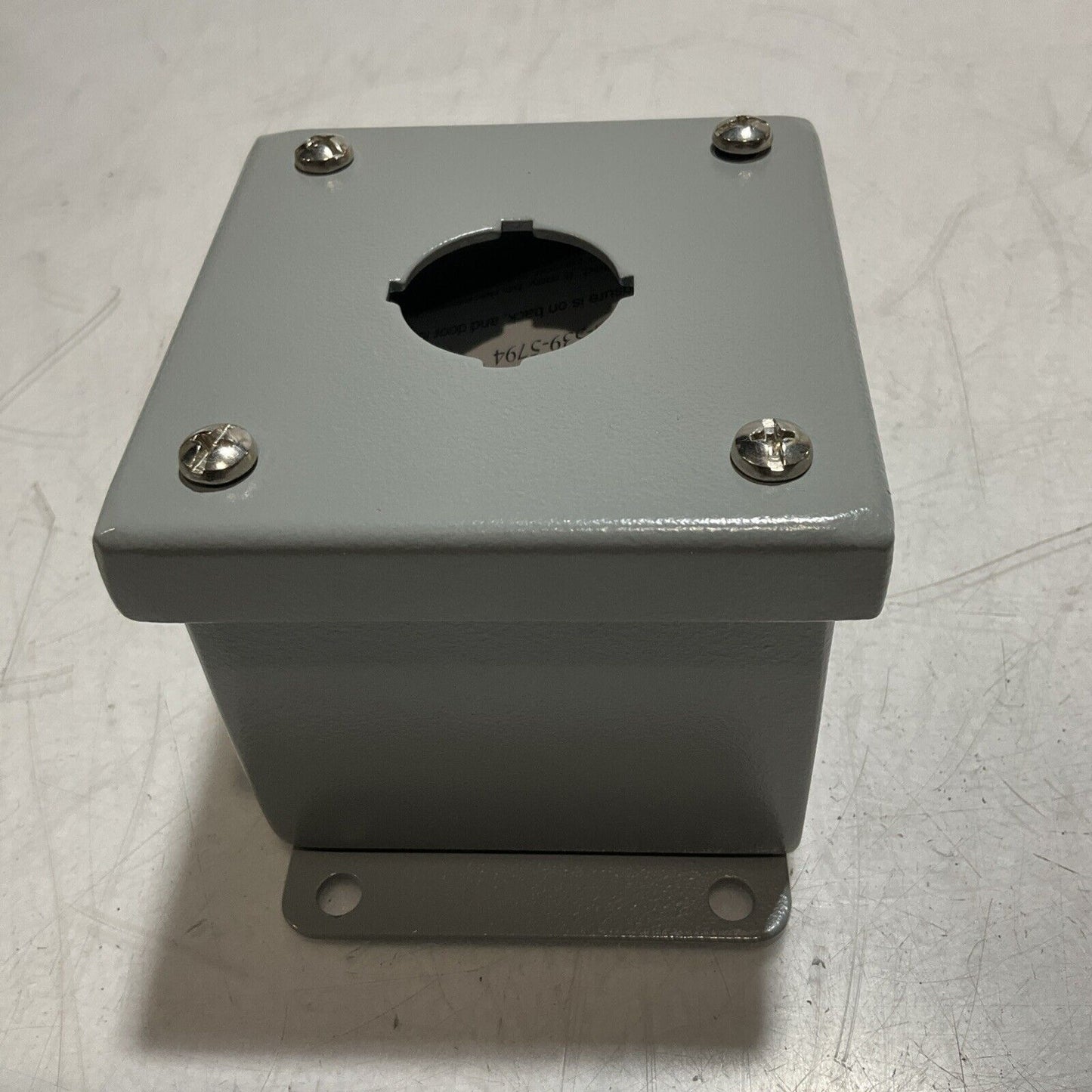 HUBBELL  WIEMANN PB1 N12  STANDARD PUSH BUTTON  ENCLOSURE SIZE  4x3x3  U3S