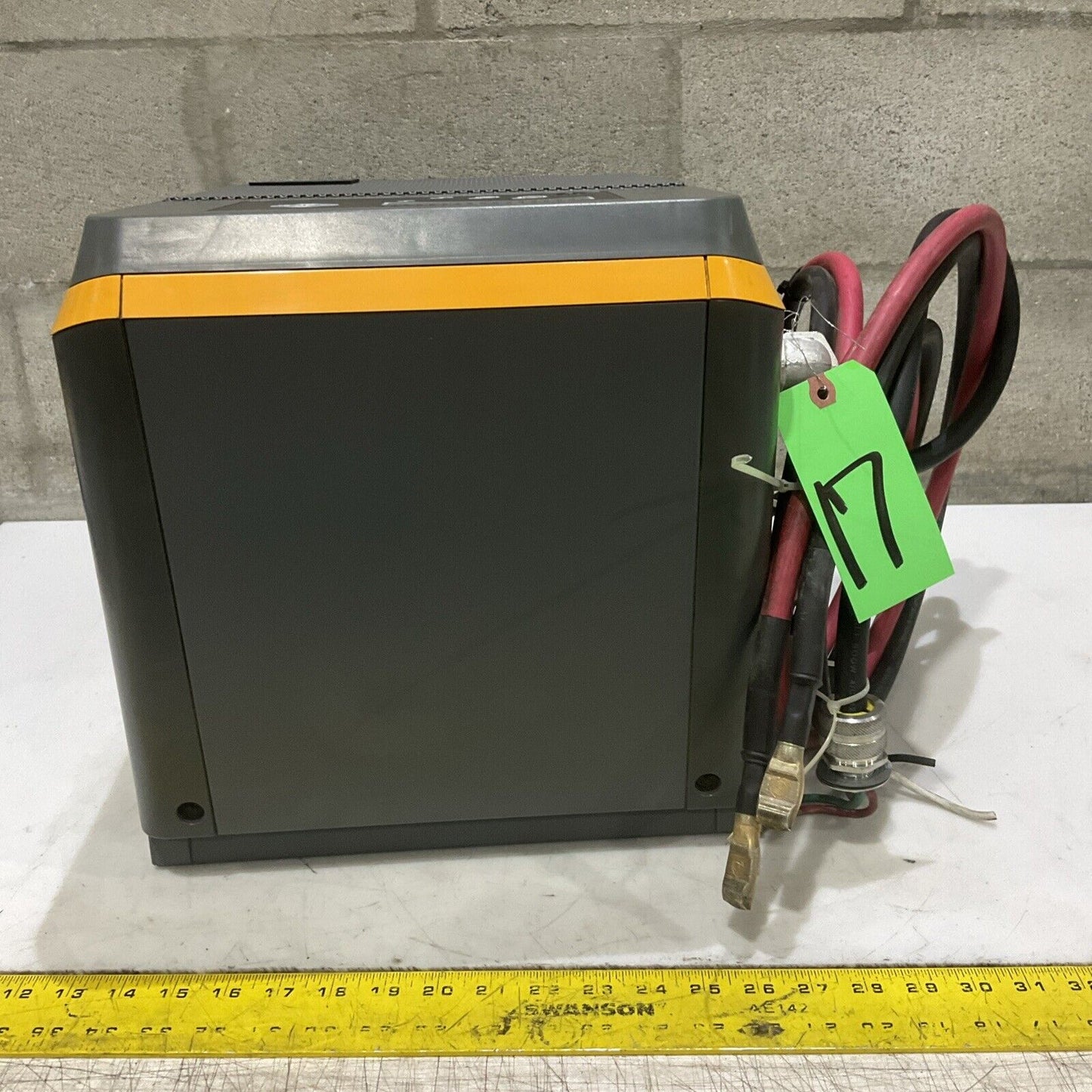 ENERSYS EI3-HL-4Y ENFORCER IMPAQ FORKLIFT L-A BATTERY CHARGER 3PH 480V 50/60 HZ