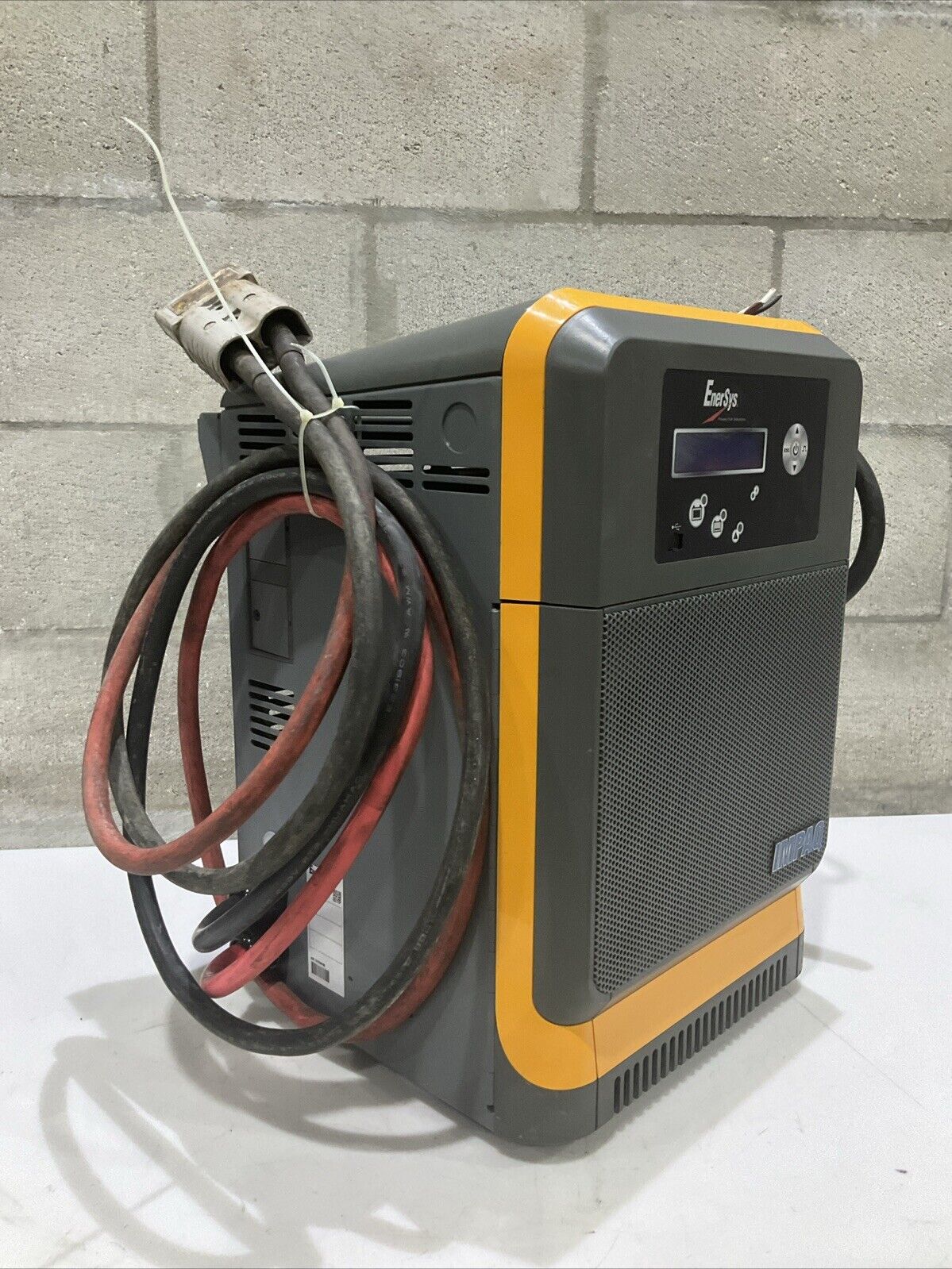 ENERSYS EI3-HL-4Y ENFORCER IMPAQ FORKLIFT L-A BATTERY CHARGER 3PH 480V 50/60 HZ