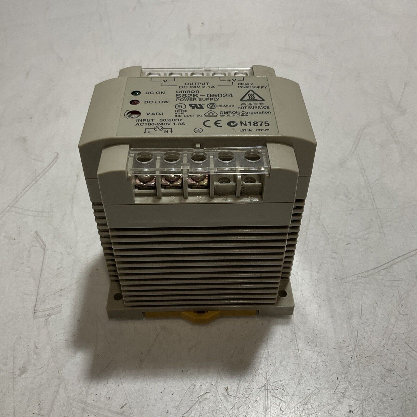 OMRON S82K-05024 24 VDC 2.1A 50/60HZ  N1875  POWER SUPPLY  U3S