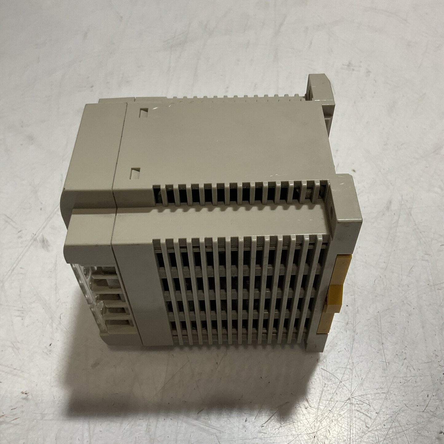 OMRON S82K-05024 24 VDC 2.1A 50/60HZ  N1875  POWER SUPPLY  U3S