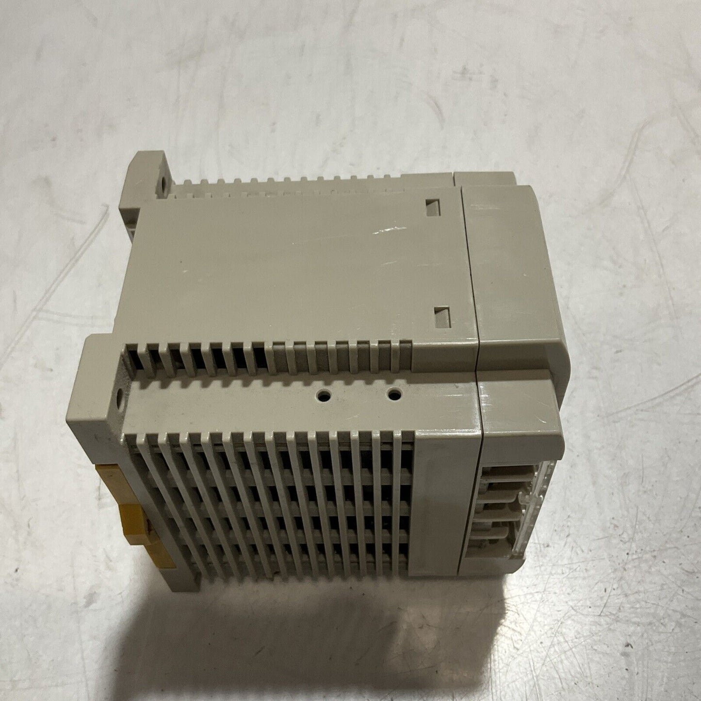 OMRON S82K-05024 24 VDC 2.1A 50/60HZ  N1875  POWER SUPPLY  U3S