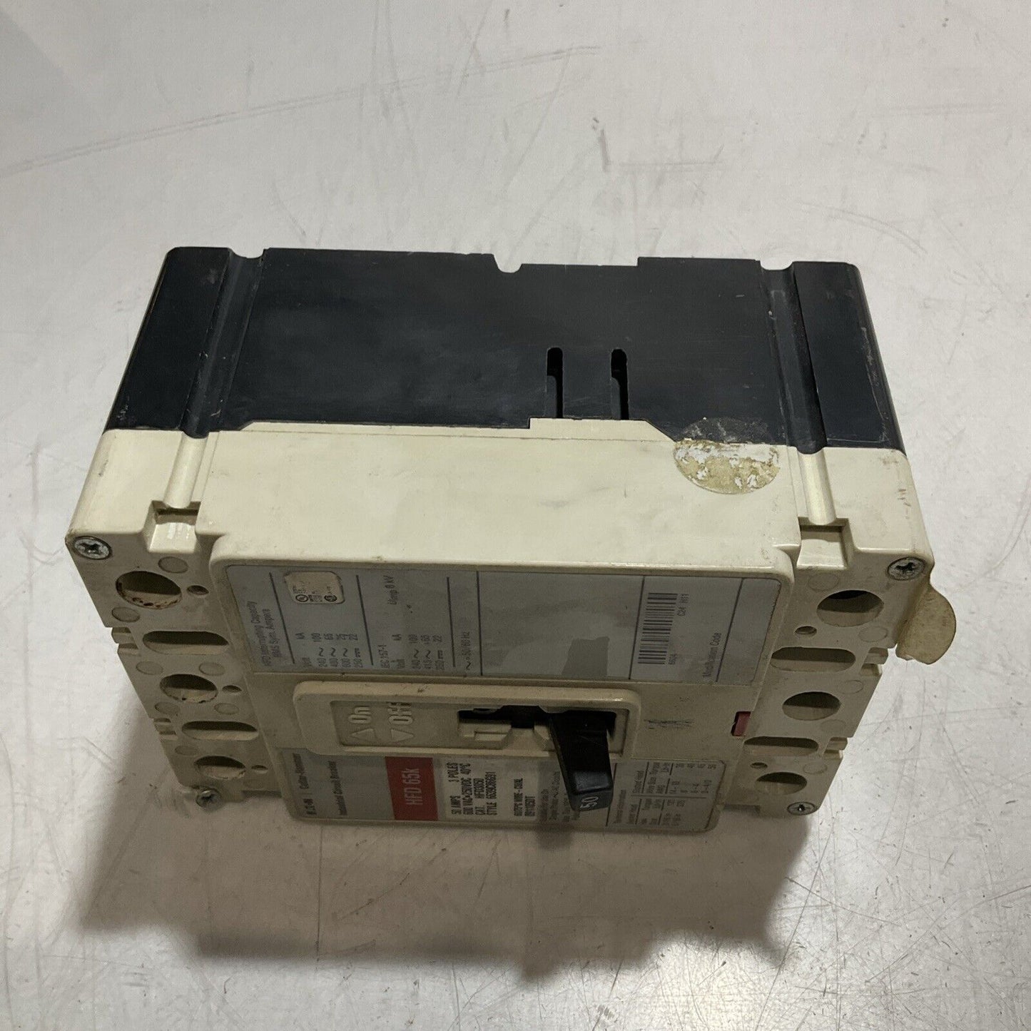 EATON- CUTLER  HAMMER  HFD65K  CIRCUIT BREAKER  50AMPS 3 POLES 240V U3S