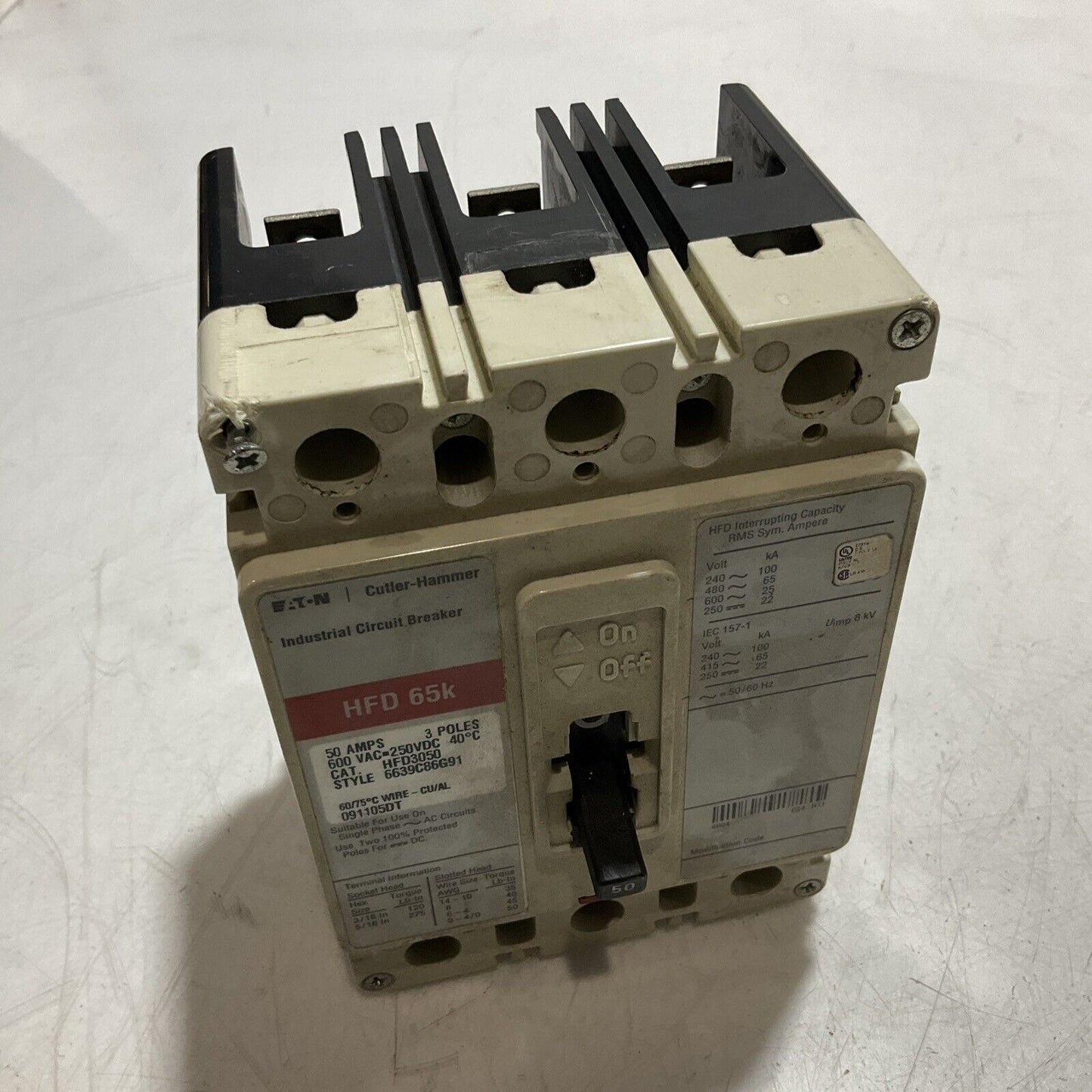 EATON- CUTLER  HAMMER  HFD65K  CIRCUIT BREAKER  50AMPS 3 POLES 240V U3S