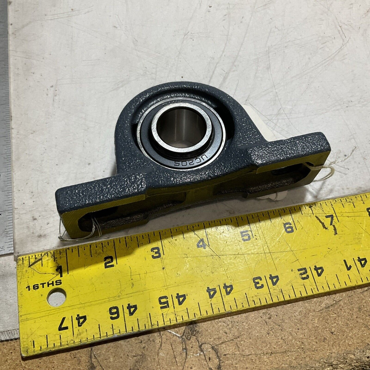 FYH  UCP205 PILLOW BLOCK MOUTED BEARING  U3S