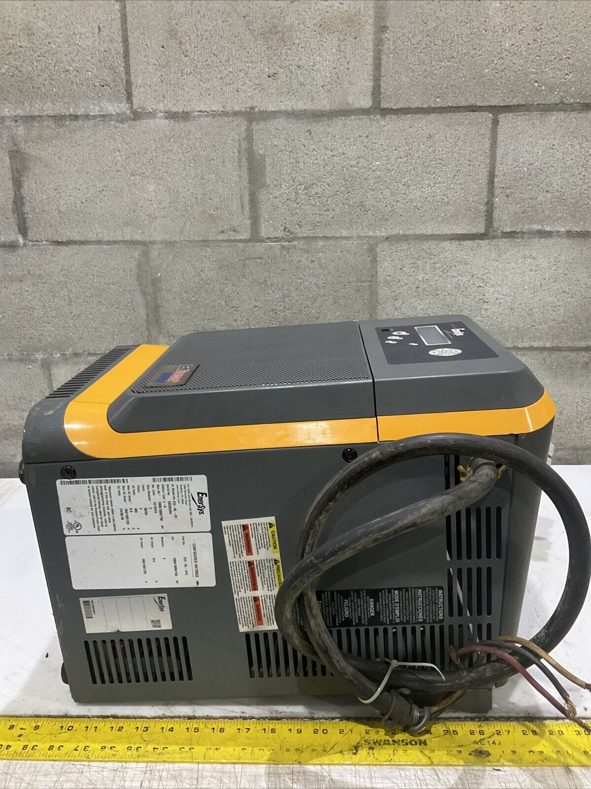 ENERSYS EI3-HL-4Y ENFORCER IMPAQ FORKLIFT L-A BATTERY CHARGER 3PH 480V 50/60 HZ