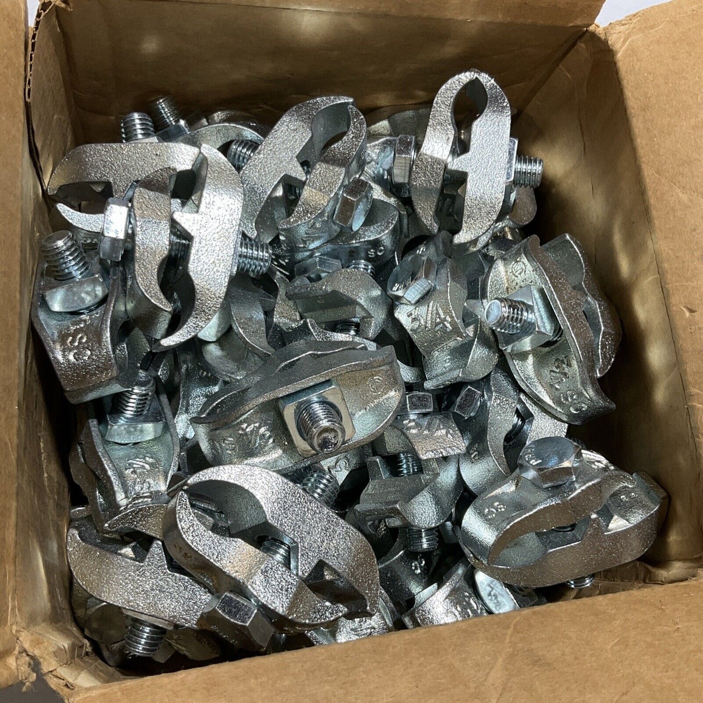 THOMAS&BETTS STEEL CITY PC 3/4 GALVANIZED MALLEABLE IRON CLAMP QTY 50 CLAMPS 222