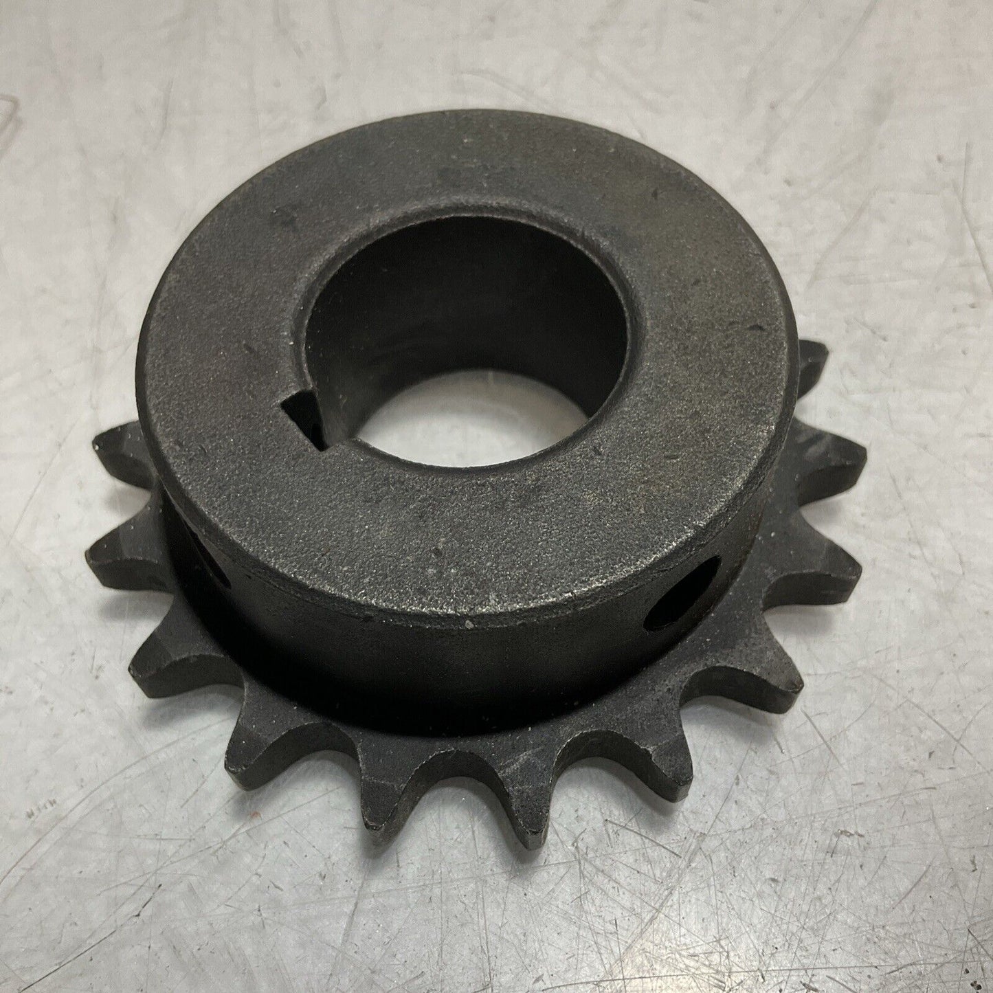 MARTIN 40BS18 1 1/8 BORED TO SIZE SPROCKET- 18 TEETH 222