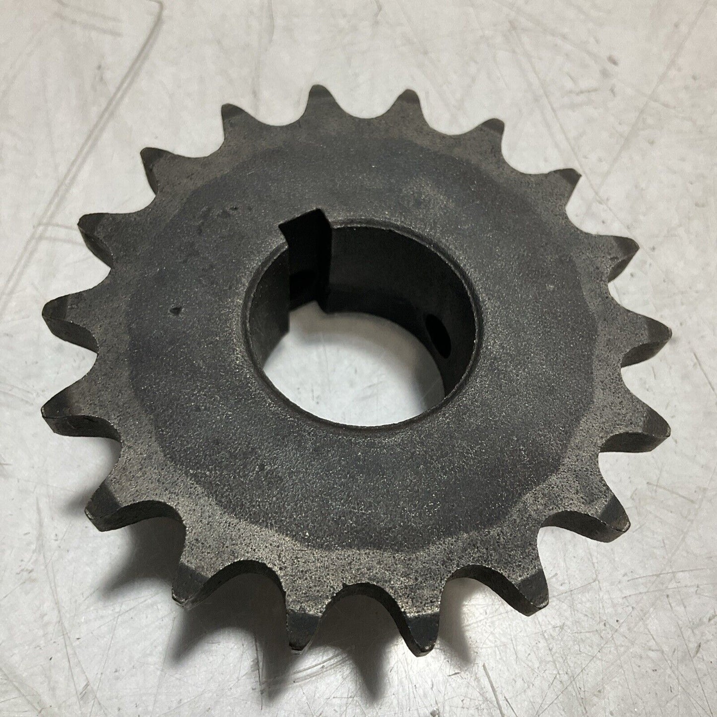 MARTIN 40BS18 1 1/8 BORED TO SIZE SPROCKET- 18 TEETH 222