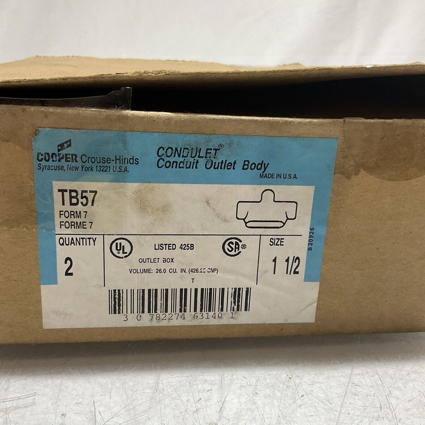 COOPER CROUSE-HINDS TB57 CONDULET CONDUIT OUTLET BODY  SIZE 1 1/2 QTY 2  222