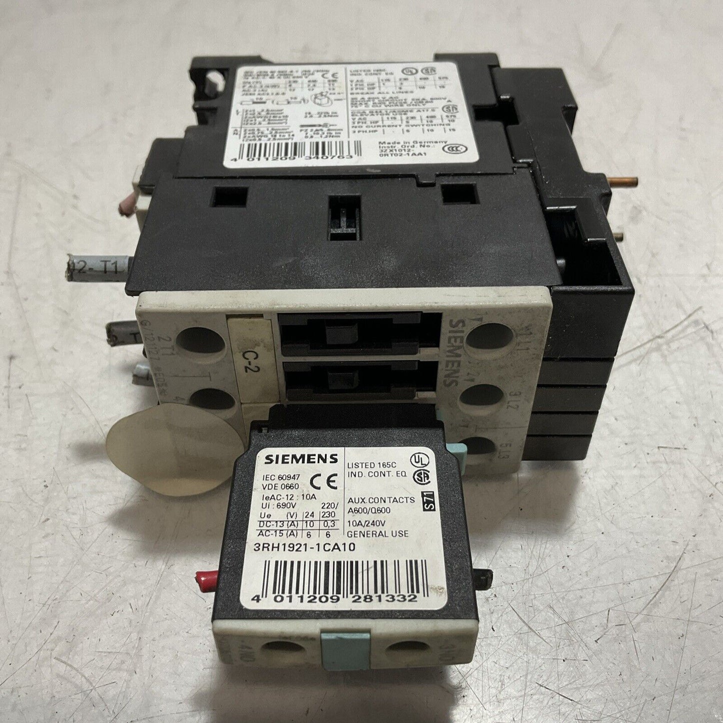 SIEMENS  3RH1921-1CA10 3ZX1012-0RT02-1AA1 AUXILIARY CONTACT  BLOCK 240V U3S