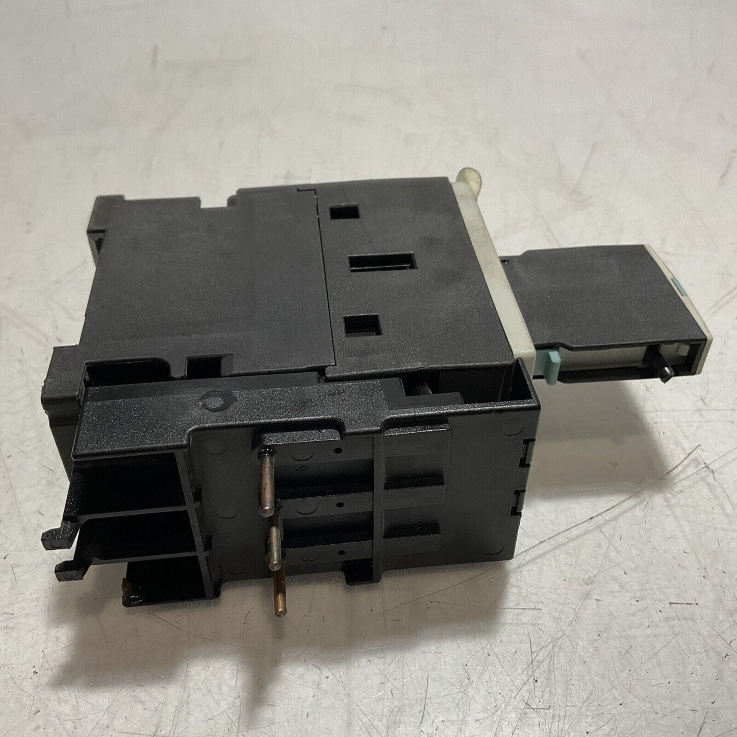 SIEMENS  3RH1921-1CA10 3ZX1012-0RT02-1AA1 AUXILIARY CONTACT  BLOCK 240V U3S