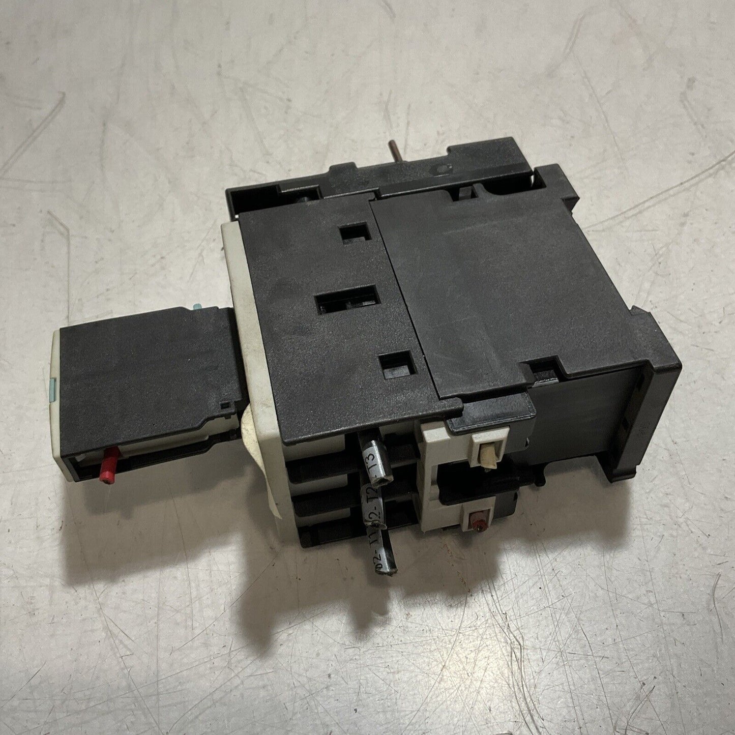 SIEMENS  3RH1921-1CA10 3ZX1012-0RT02-1AA1 AUXILIARY CONTACT  BLOCK 240V U3S