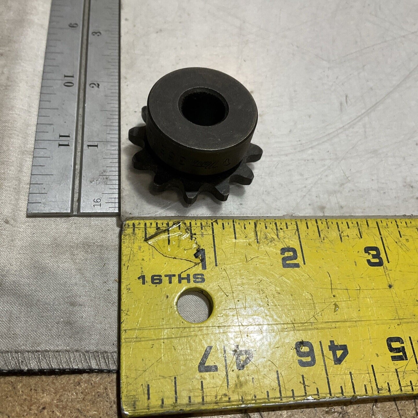 MARTIN 35B12 SINGLE PLAIN SPROCKET  LOT OF 2  678-U3S
