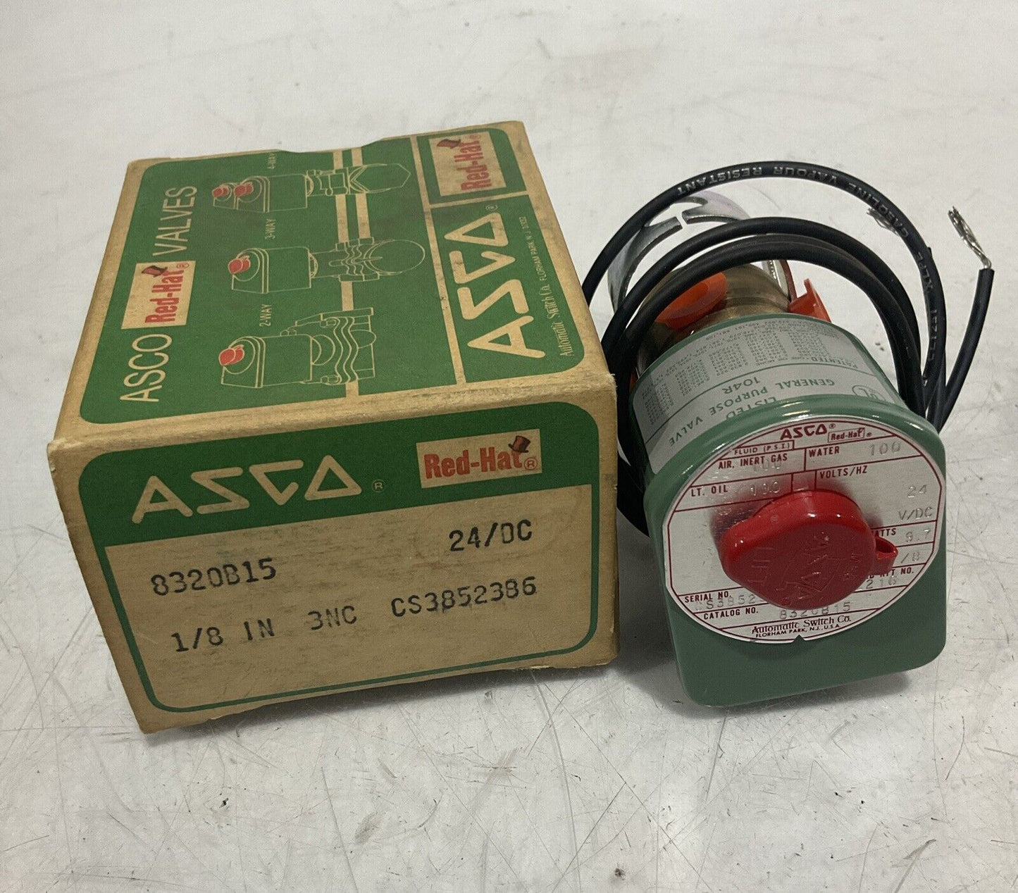 ASCO RED-HAT 8320B15 SOLENOID VALVE 24VDC 100PSI 9.7W 1/8IN 3NC  PIPE  678