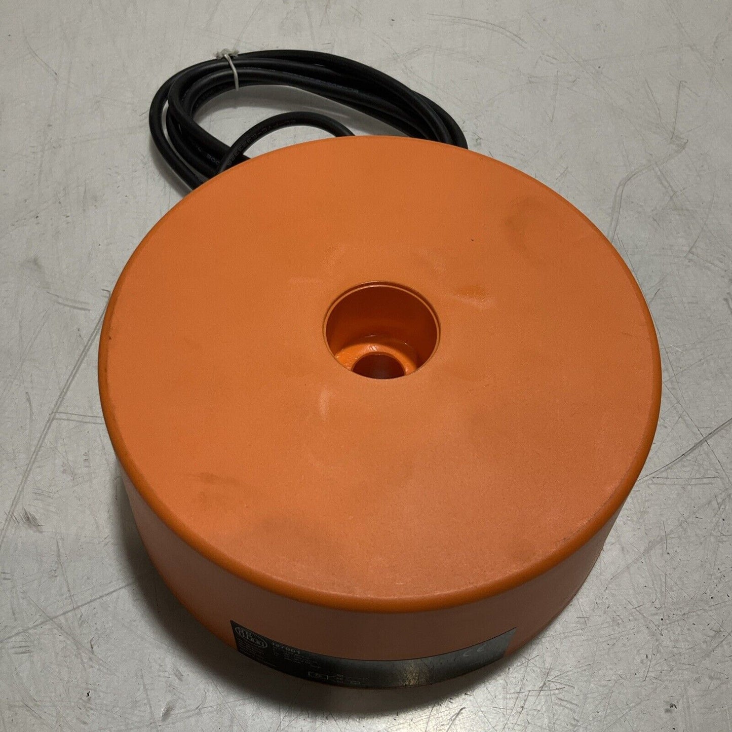 IFM ELECTRONICS I27001 SIY-3120-BPKG INDUCTIVE AREA SENSOR  10-30VDC 222