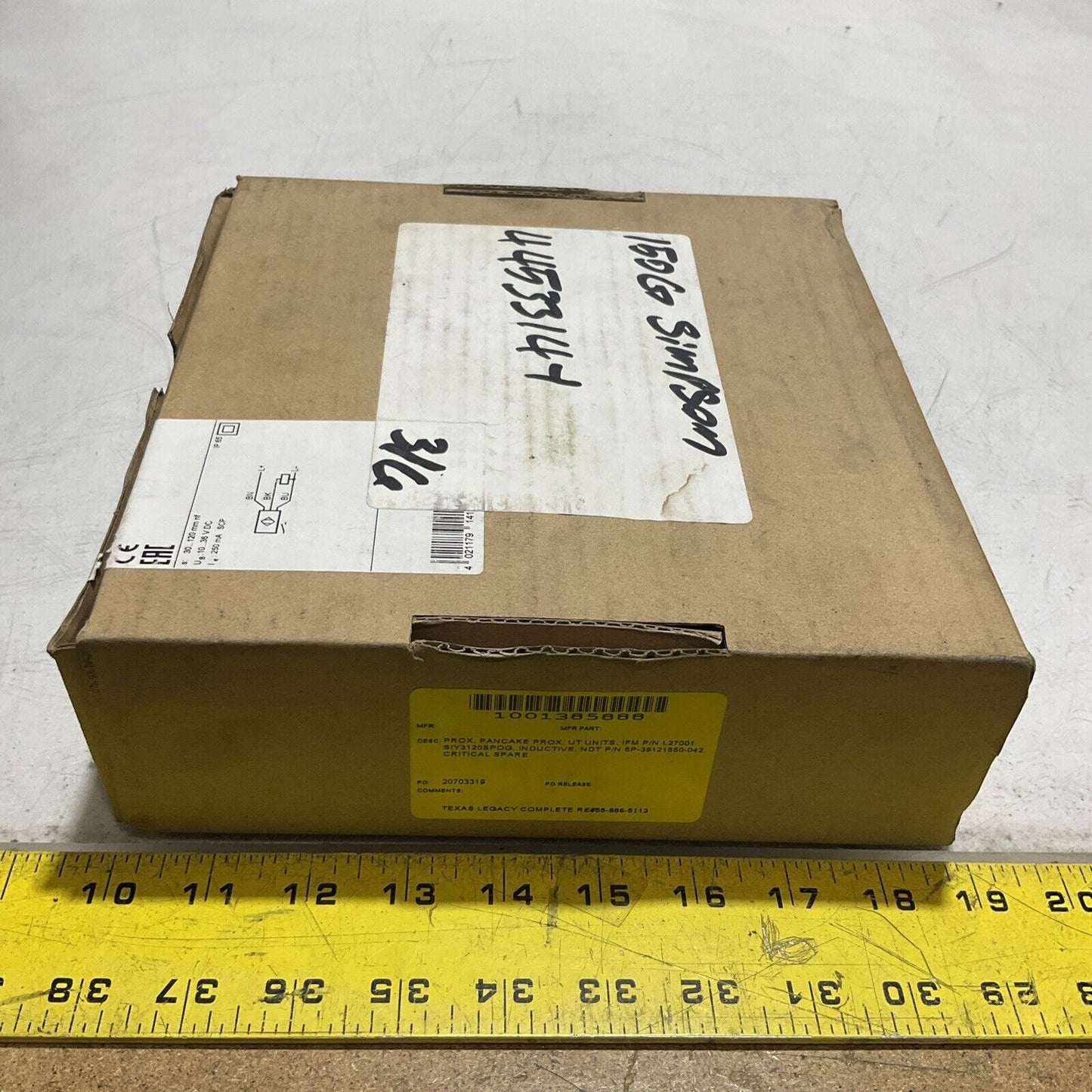 IFM ELECTRONICS I27001 SIY-3120-BPKG INDUCTIVE AREA SENSOR  10-30VDC 222
