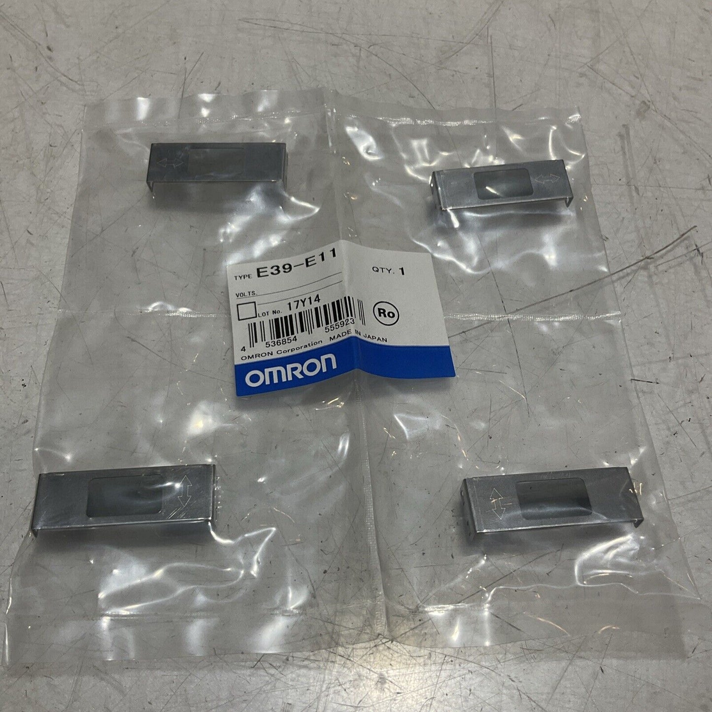 OMRON  E39-E11 PHOTOELECTRIC SENSOR MUTUAL INTERFERENCE RECEIVER SET  QTY 4 U3S