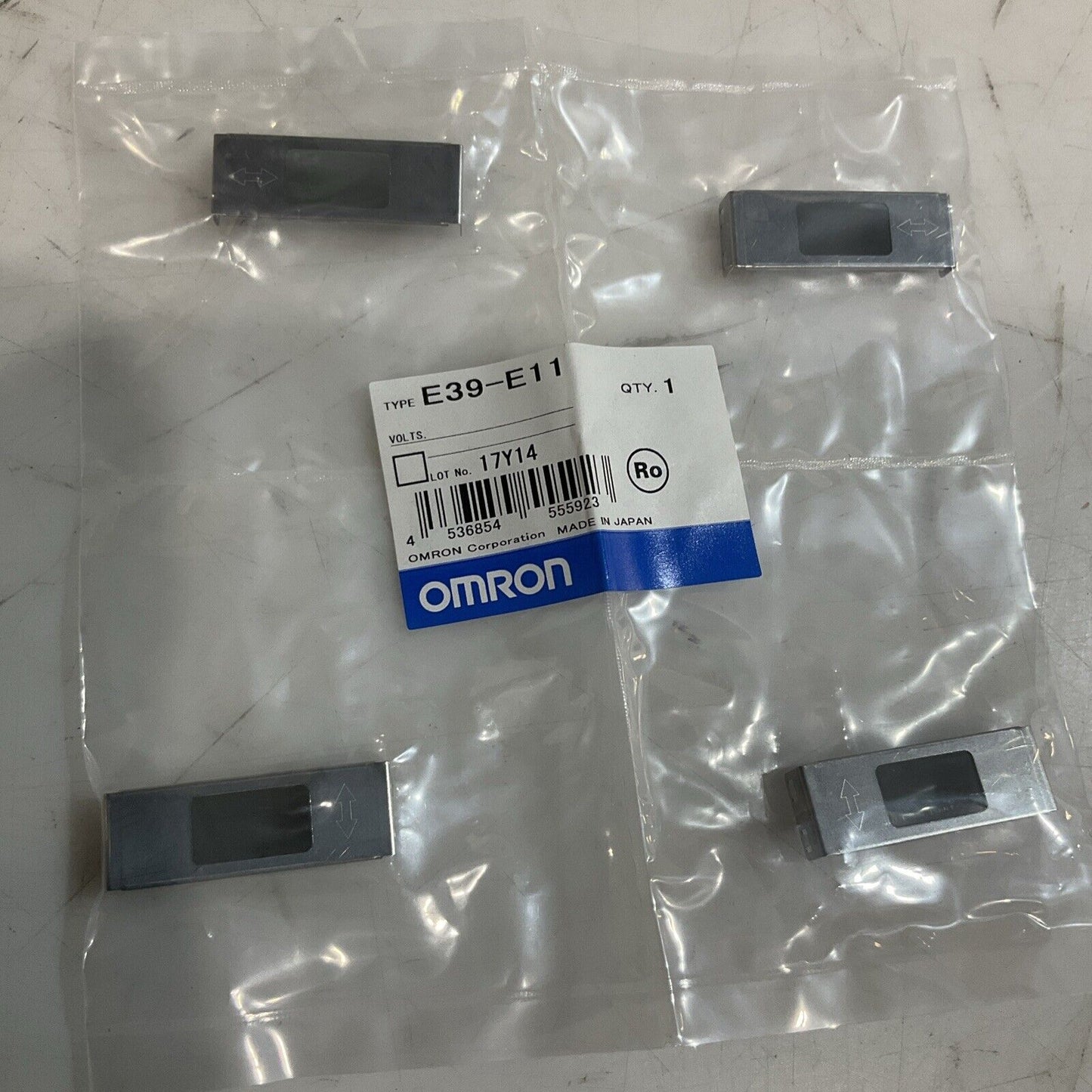 OMRON  E39-E11 PHOTOELECTRIC SENSOR MUTUAL INTERFERENCE RECEIVER SET  QTY 4 U3S