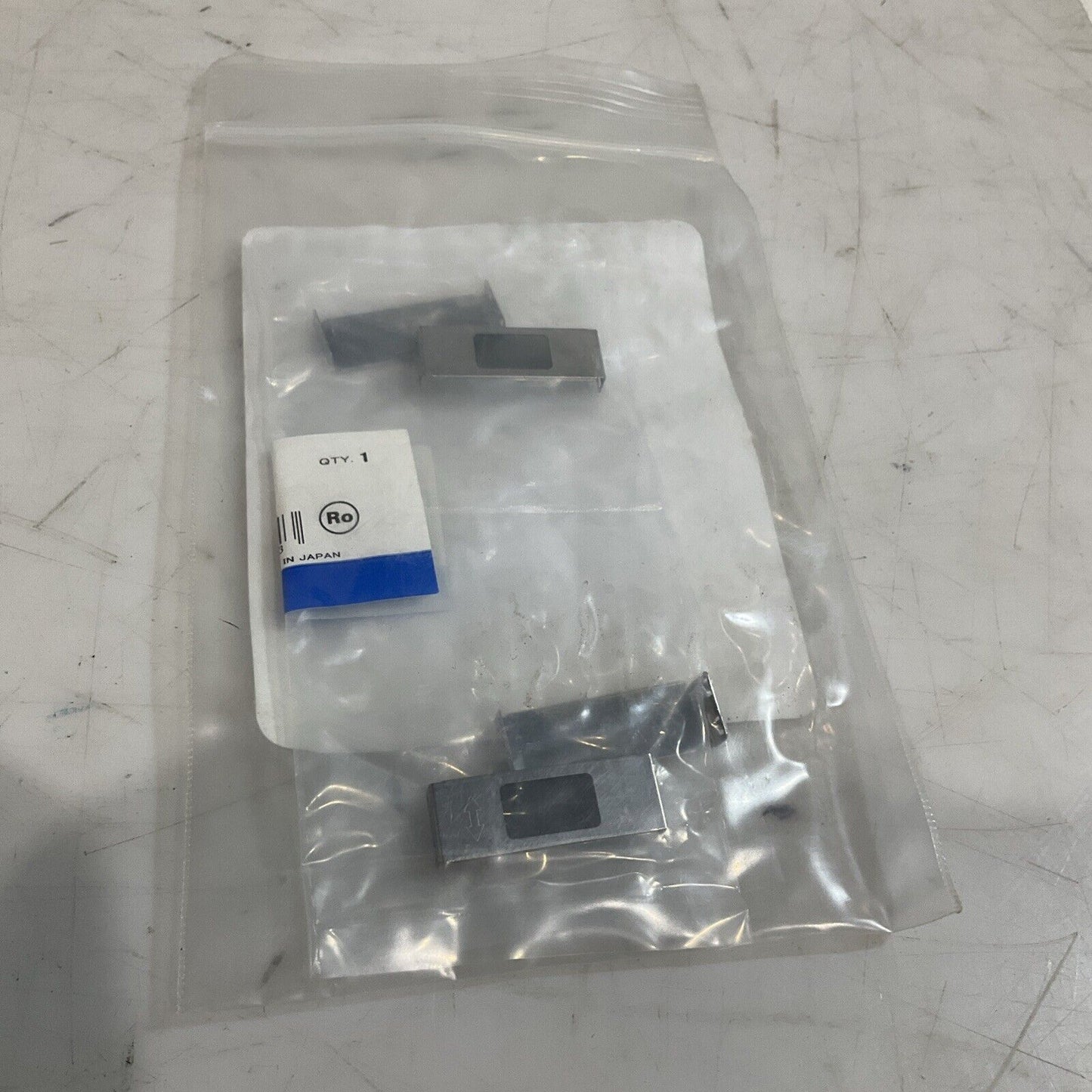 OMRON  E39-E11 PHOTOELECTRIC SENSOR MUTUAL INTERFERENCE RECEIVER SET  QTY 4 U3S