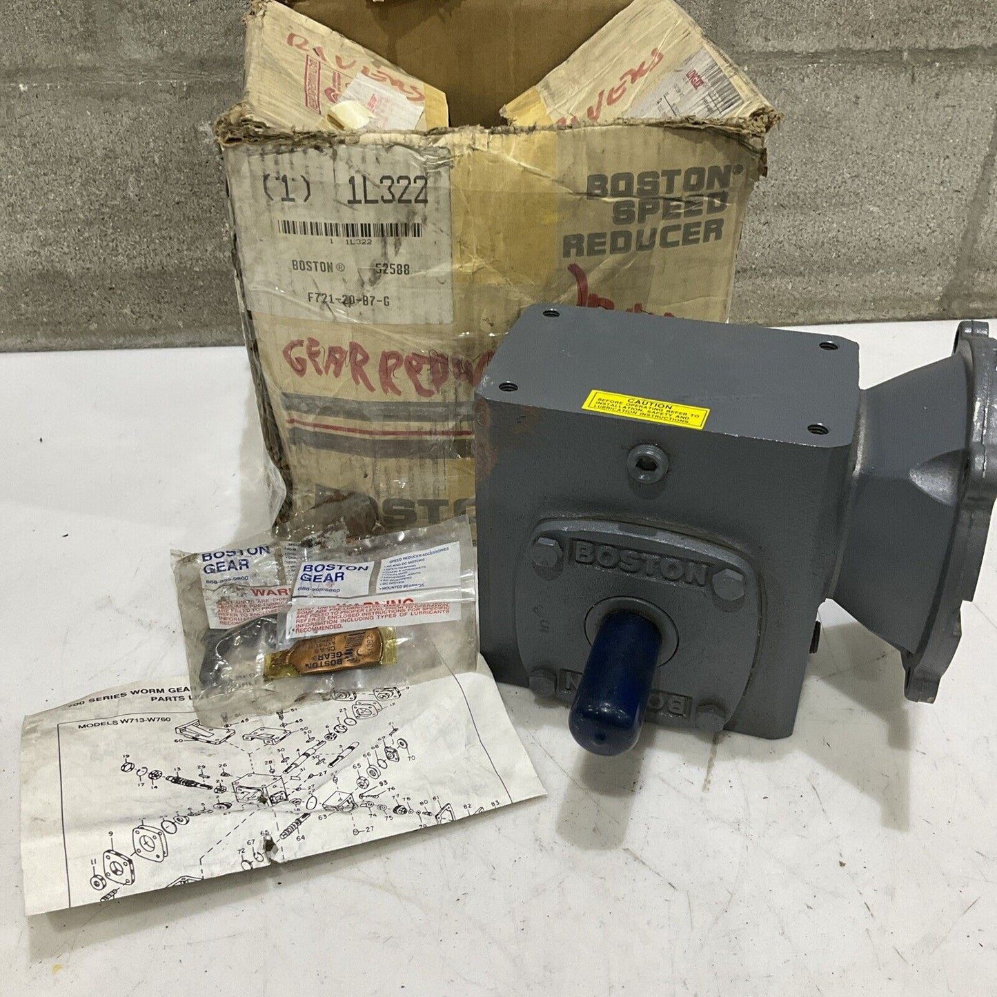 BOSTON 52588 88 F721-20-B7-G SPEED REDUCER 20 GS 754 TORQ. 754 1.25 H.P 1750 RPM