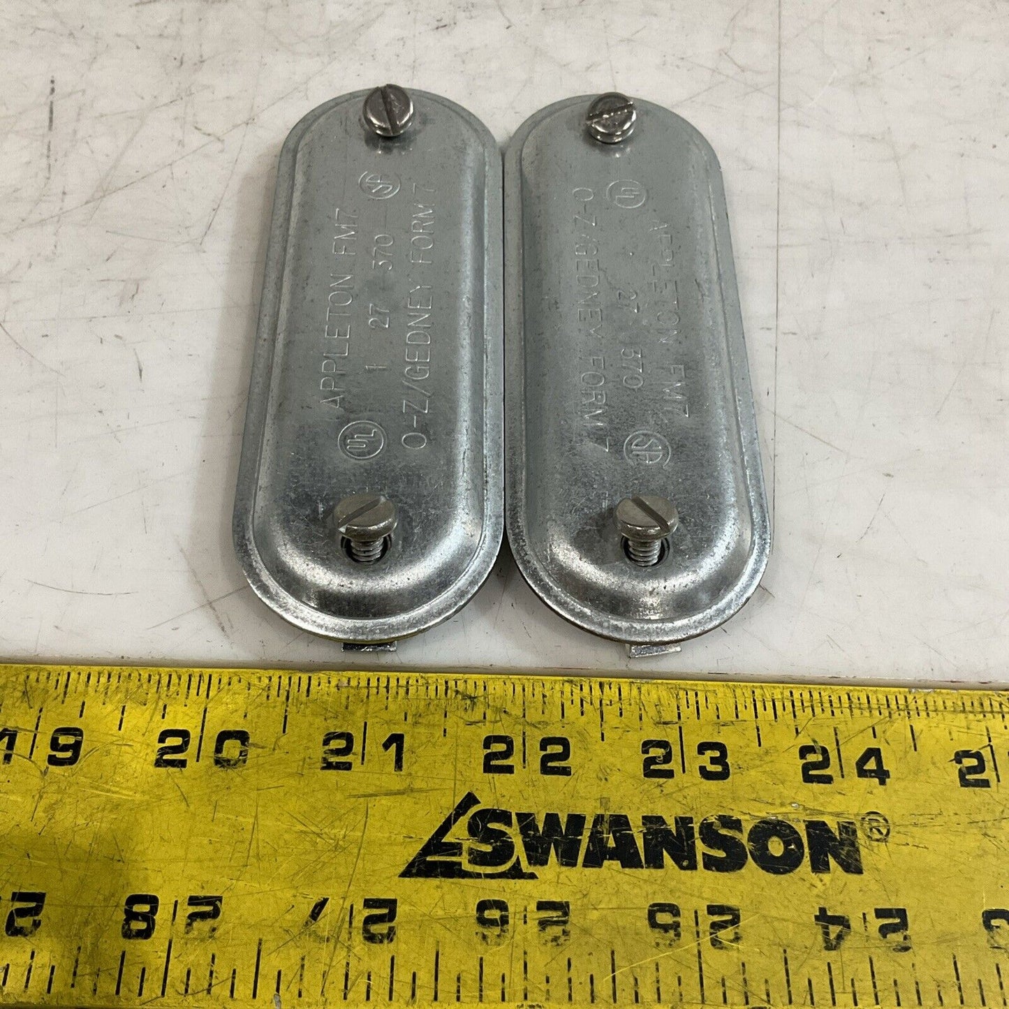 APPLETON  FM7  OZ/ GEDNEY FORM 7 CONDUIT OULET  FITTING COVER  LOT OF 2 U3S