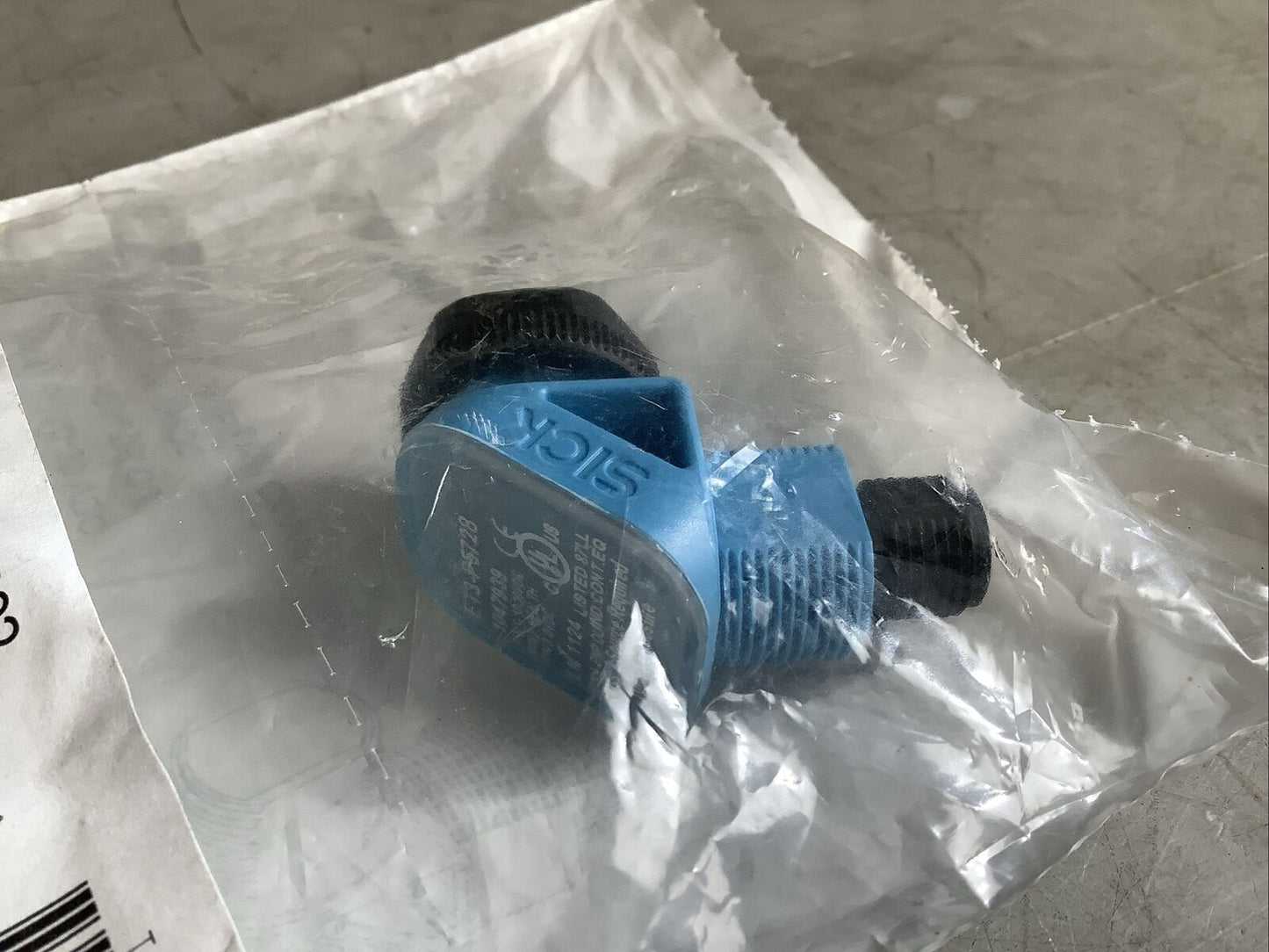 SICK ET3-P5728 1047939 PROXIMITY SENSOR U3S