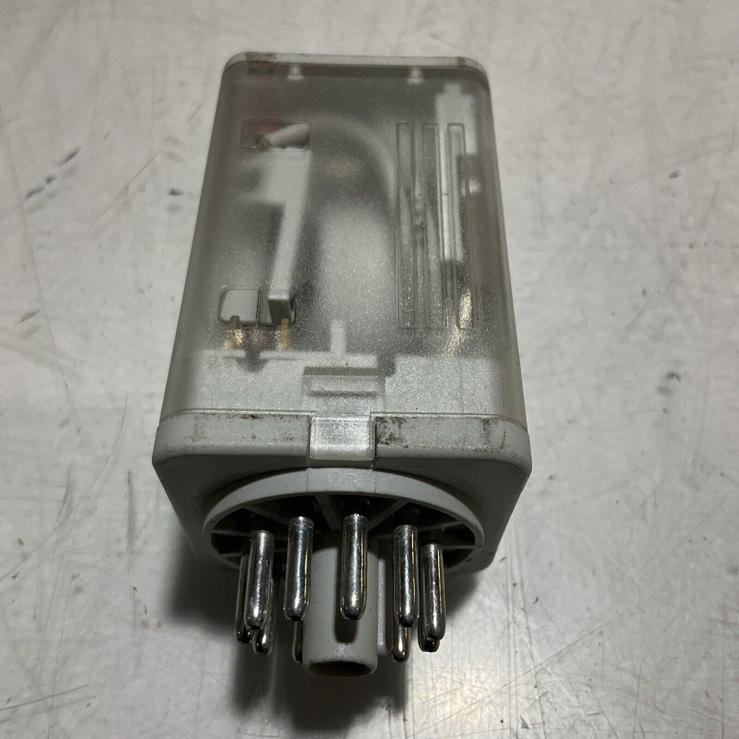 A-B ALLEN-BRADLEY  700-HA33A1-4 GENERAL  PURPOSE  RELAY  SERIES A  120VAC  U3S