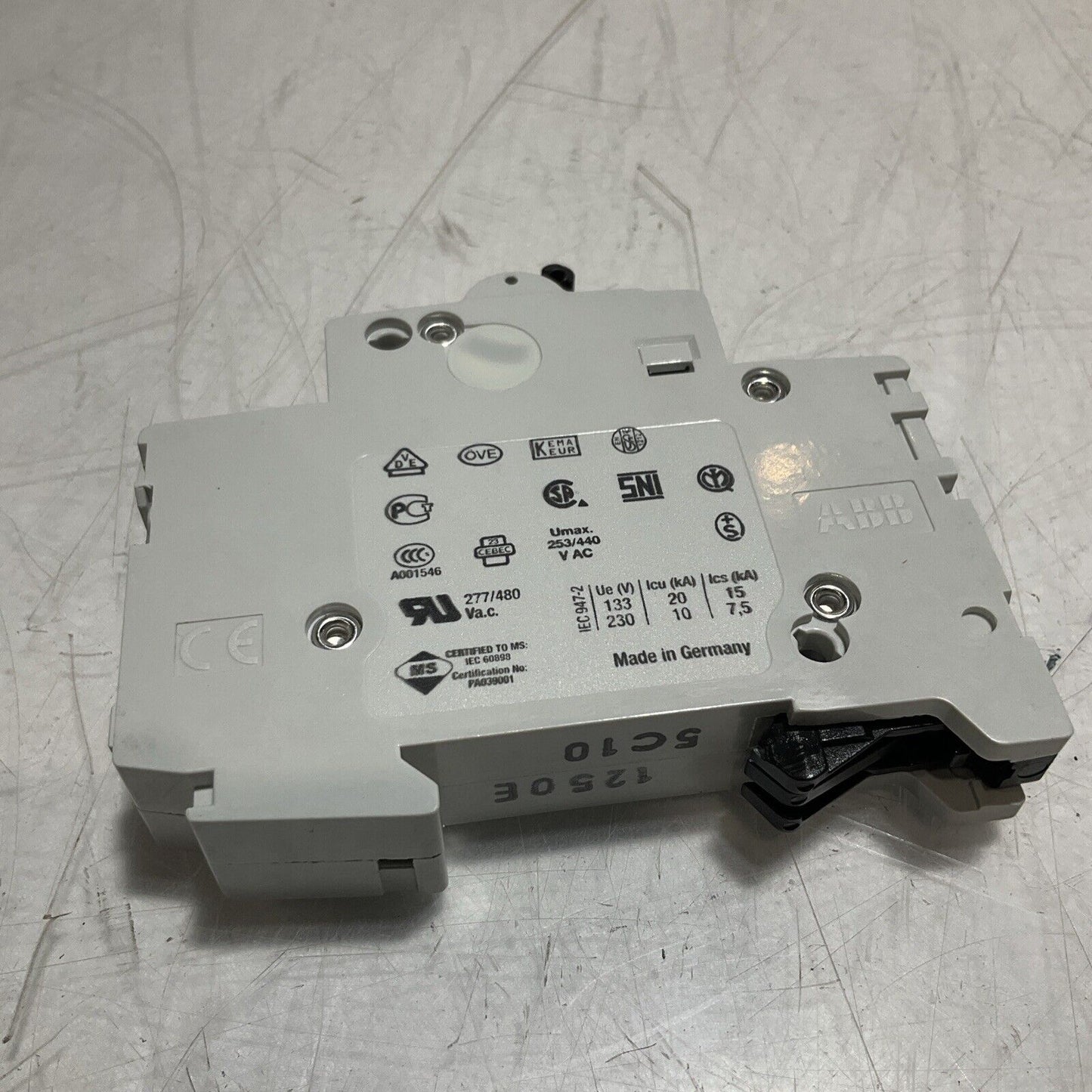 ABB S201-C10   1POLE 10A  CIRCUIT BREAKER  THERMAL  MAG  U3S