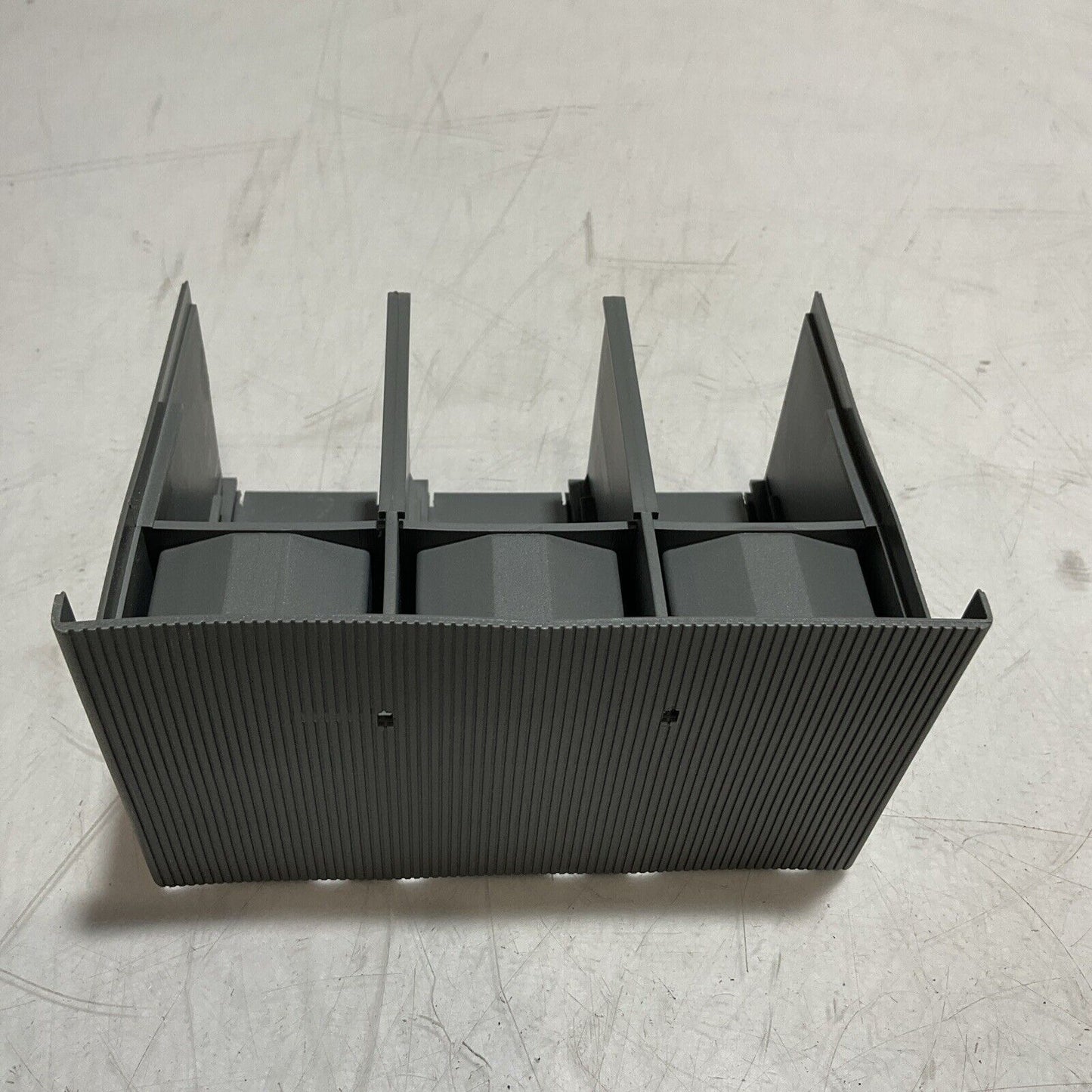 ABB TMAX  1SD A054960 R1 HIGH TERMINAL-COVERS THREE-POLE LOT OF 2 U3S