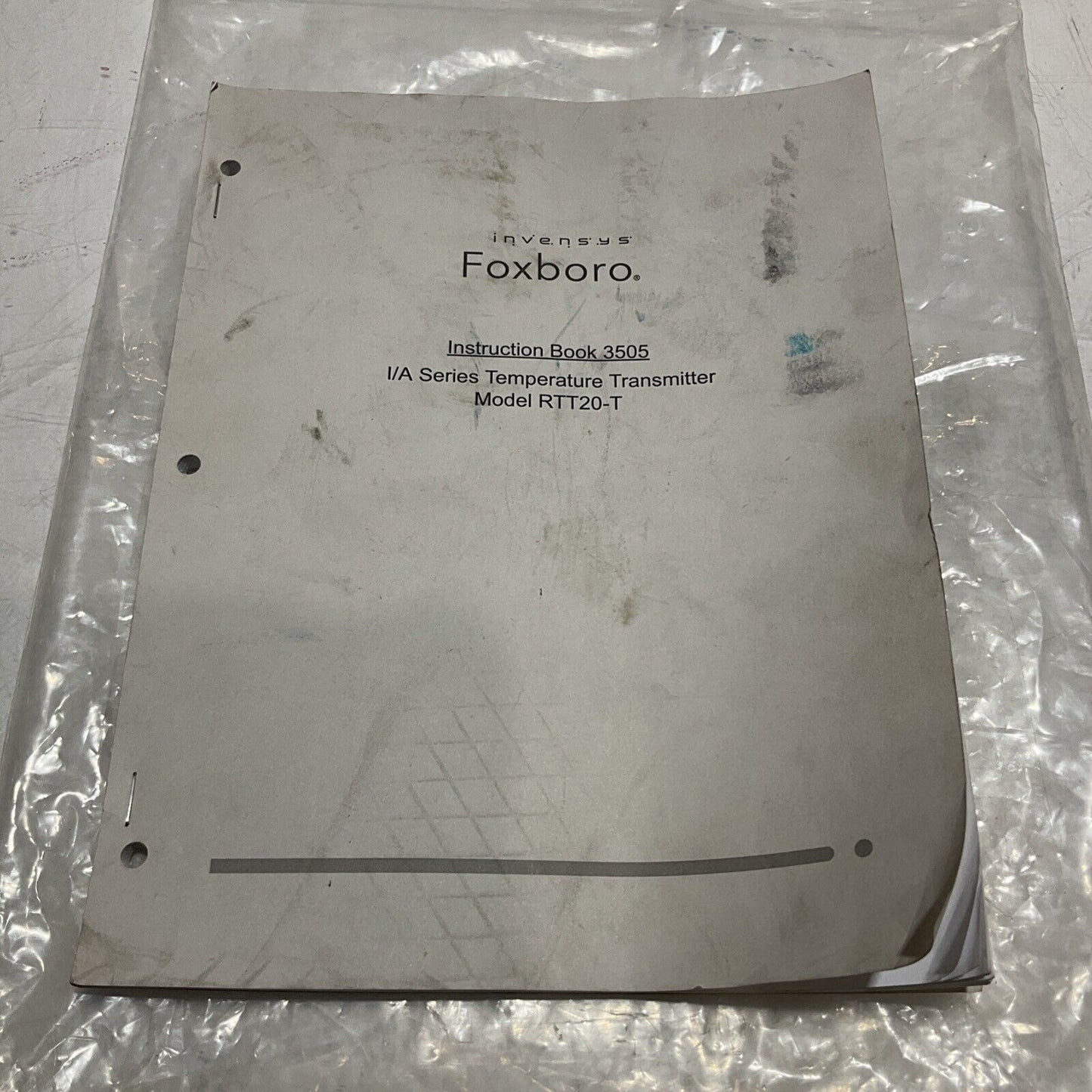 INVENSYS  FOXBORO RTT20-T1SNXFD-L3M1 10896900010 TEMPERATURE TRANSMITTER 373-U3S