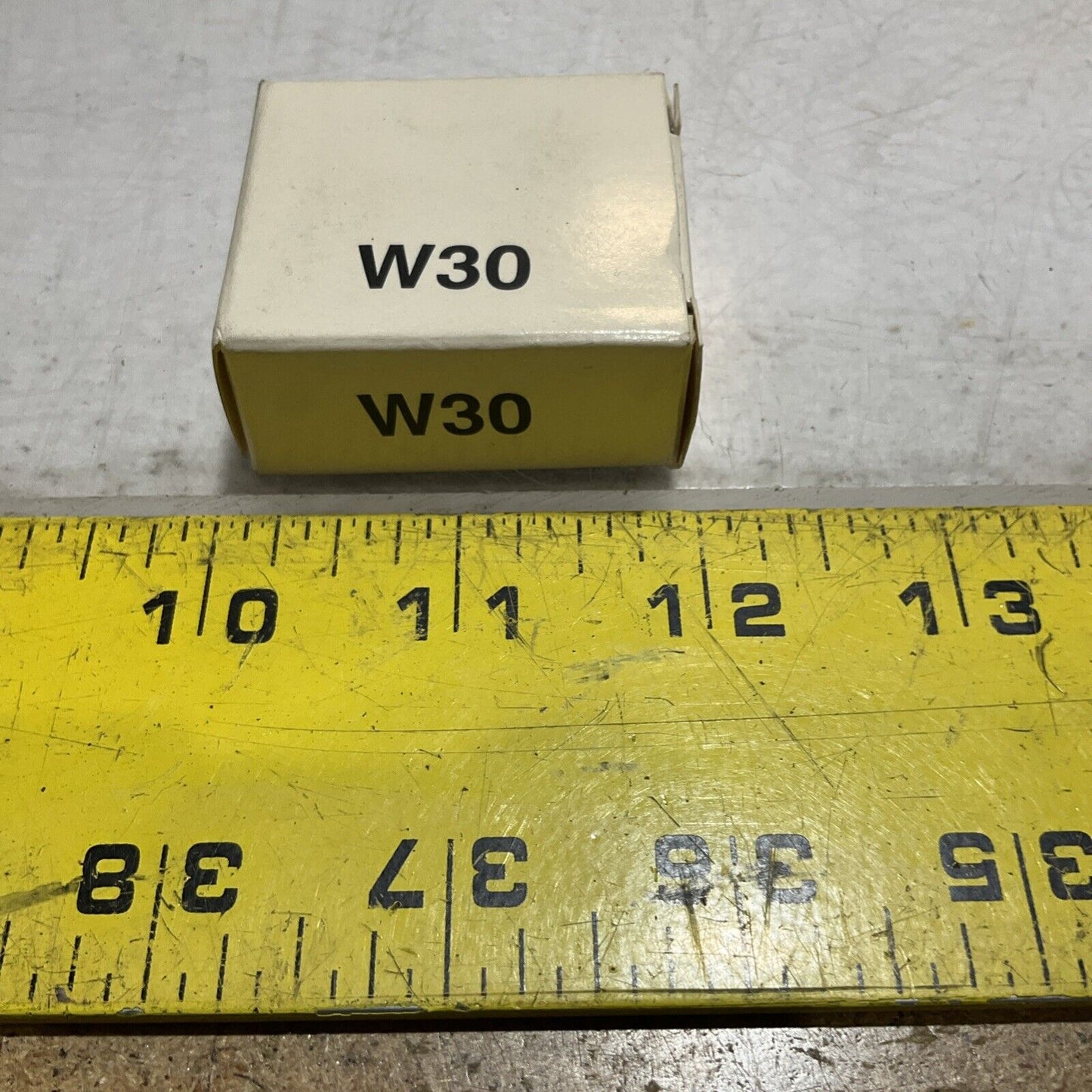 A-B - ALLEN BRADLEY  W30 OVERLOAD HEATER RELAY ELEMENT DD  LOT OF 2 U3S